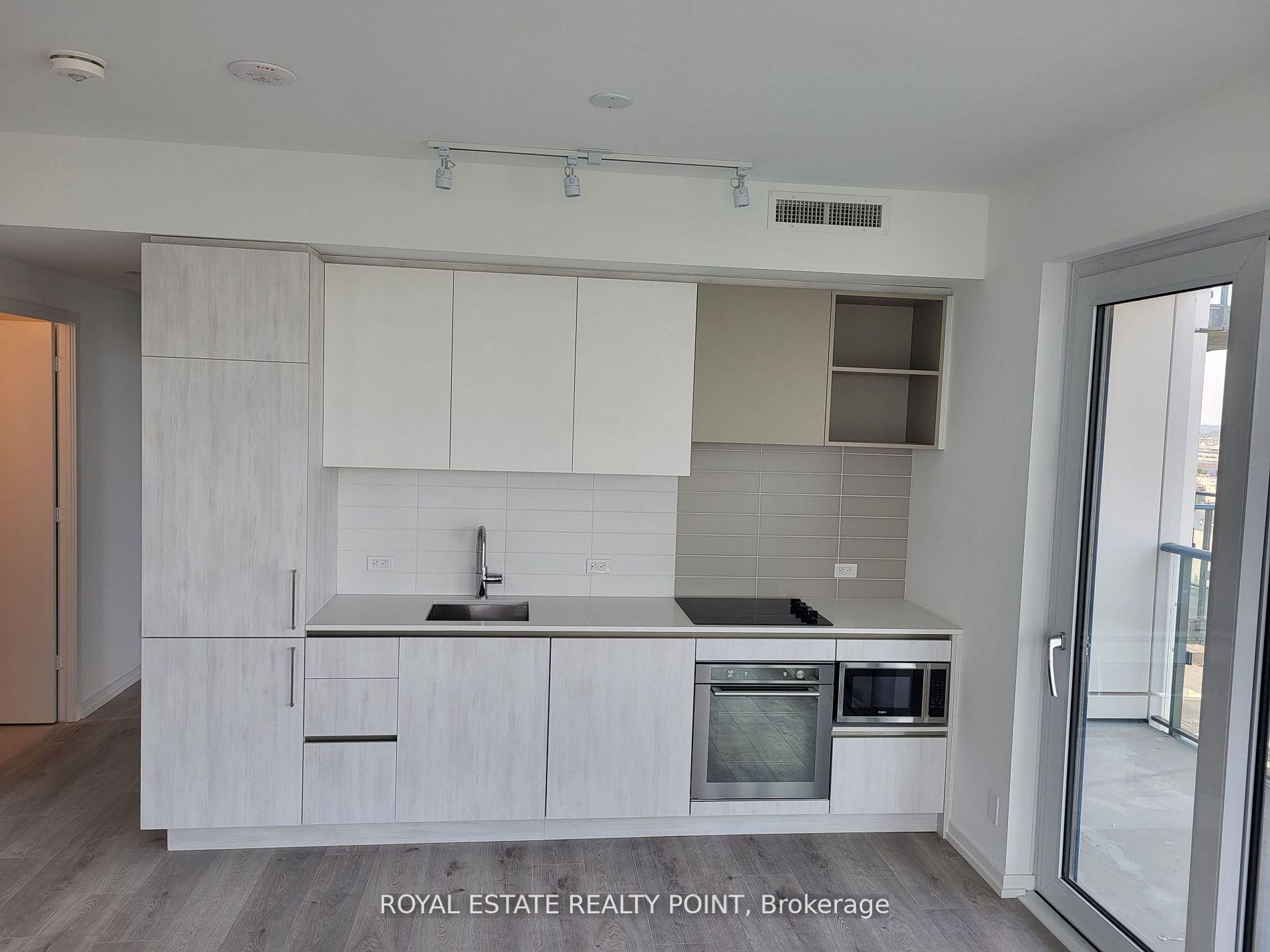 Photo 11 of Unit 2012, 7890 Jane Street, Vaughan, Vaughan Corporate Centre — HOMEH