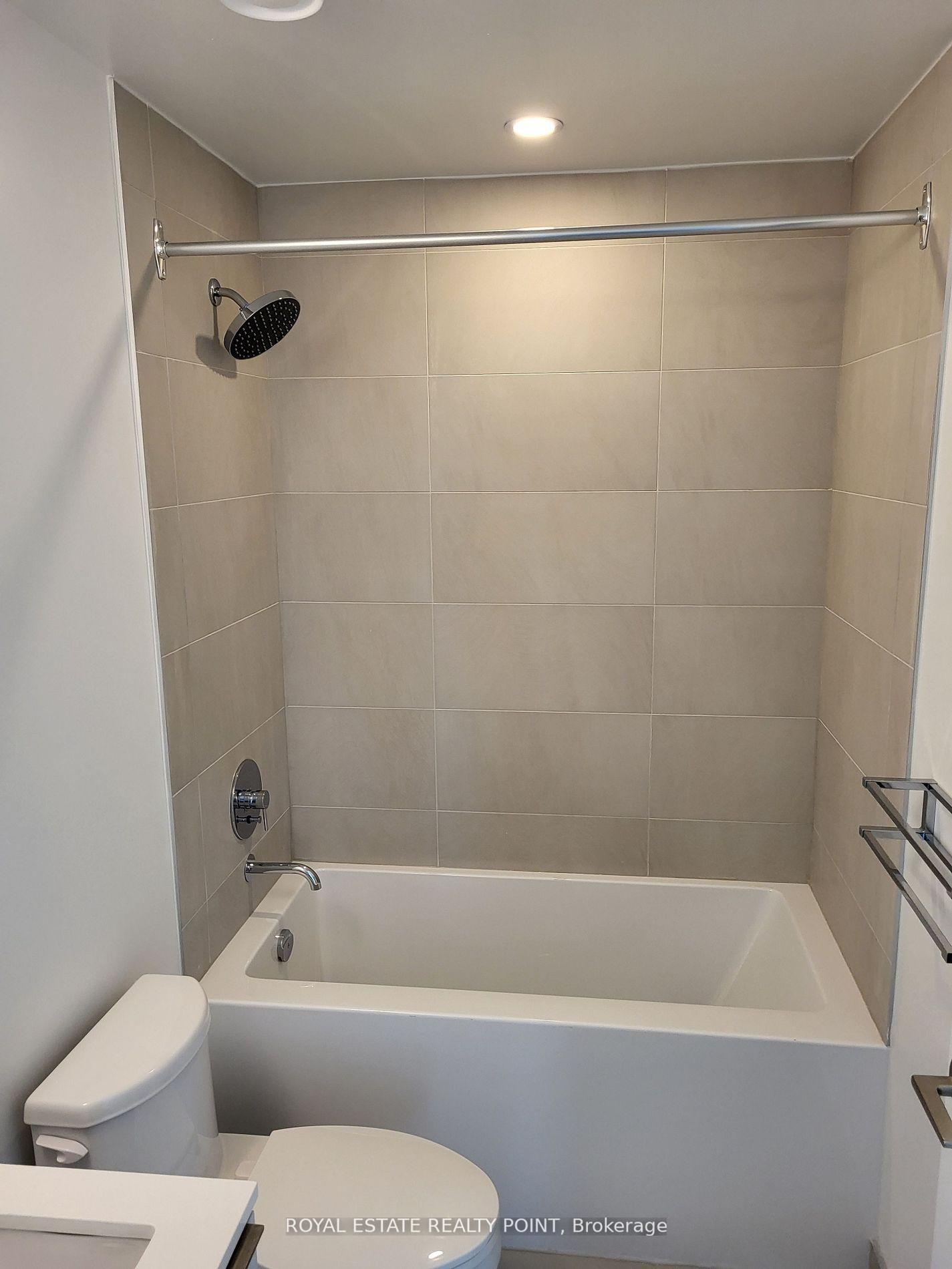 Photo 16 of Unit 2012, 7890 Jane Street, Vaughan, Vaughan Corporate Centre — HOMEH