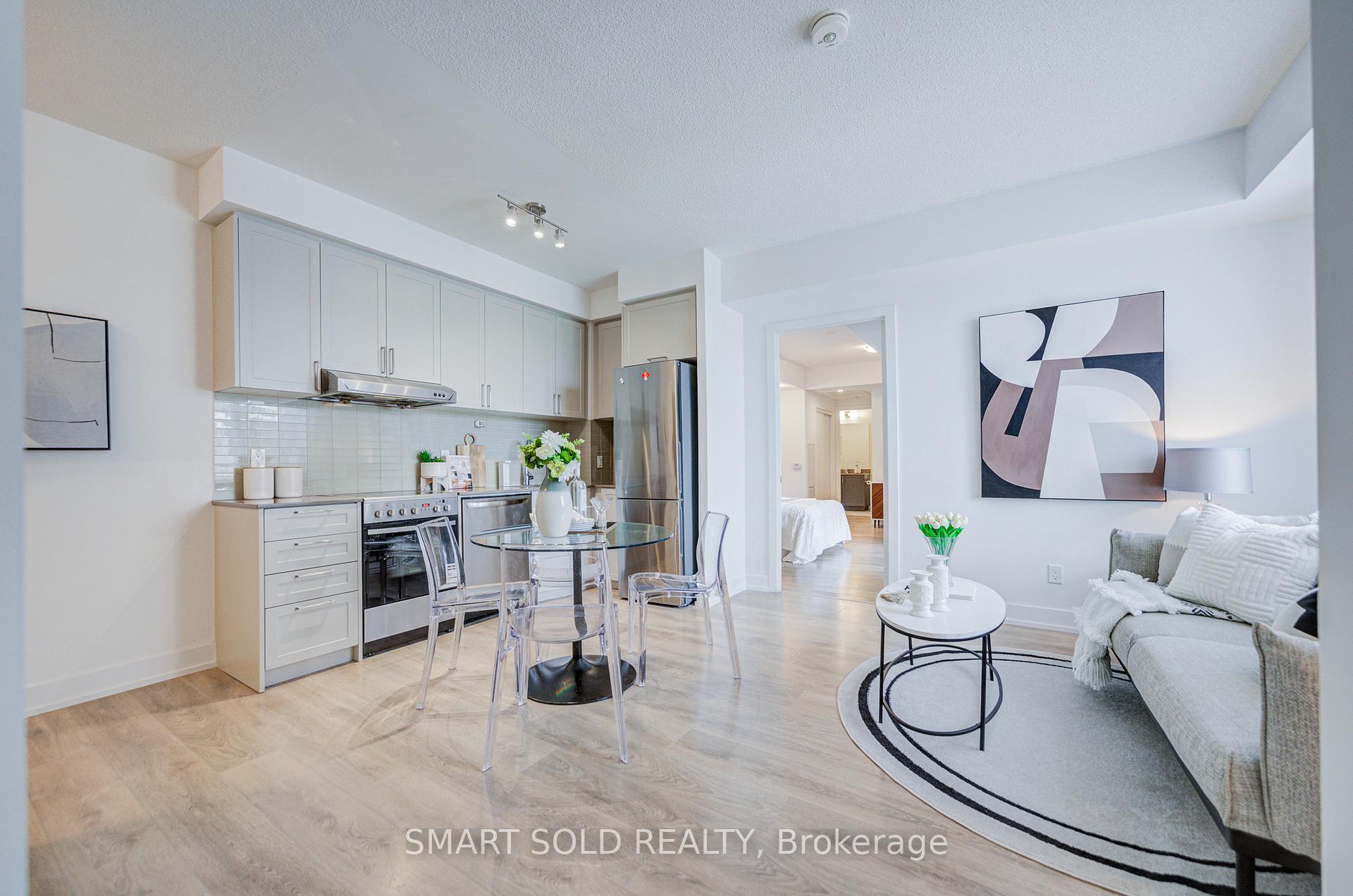Photo 1 of Unit 305W, 268 Buchanan Drive, Markham, Unionville — HOMEH