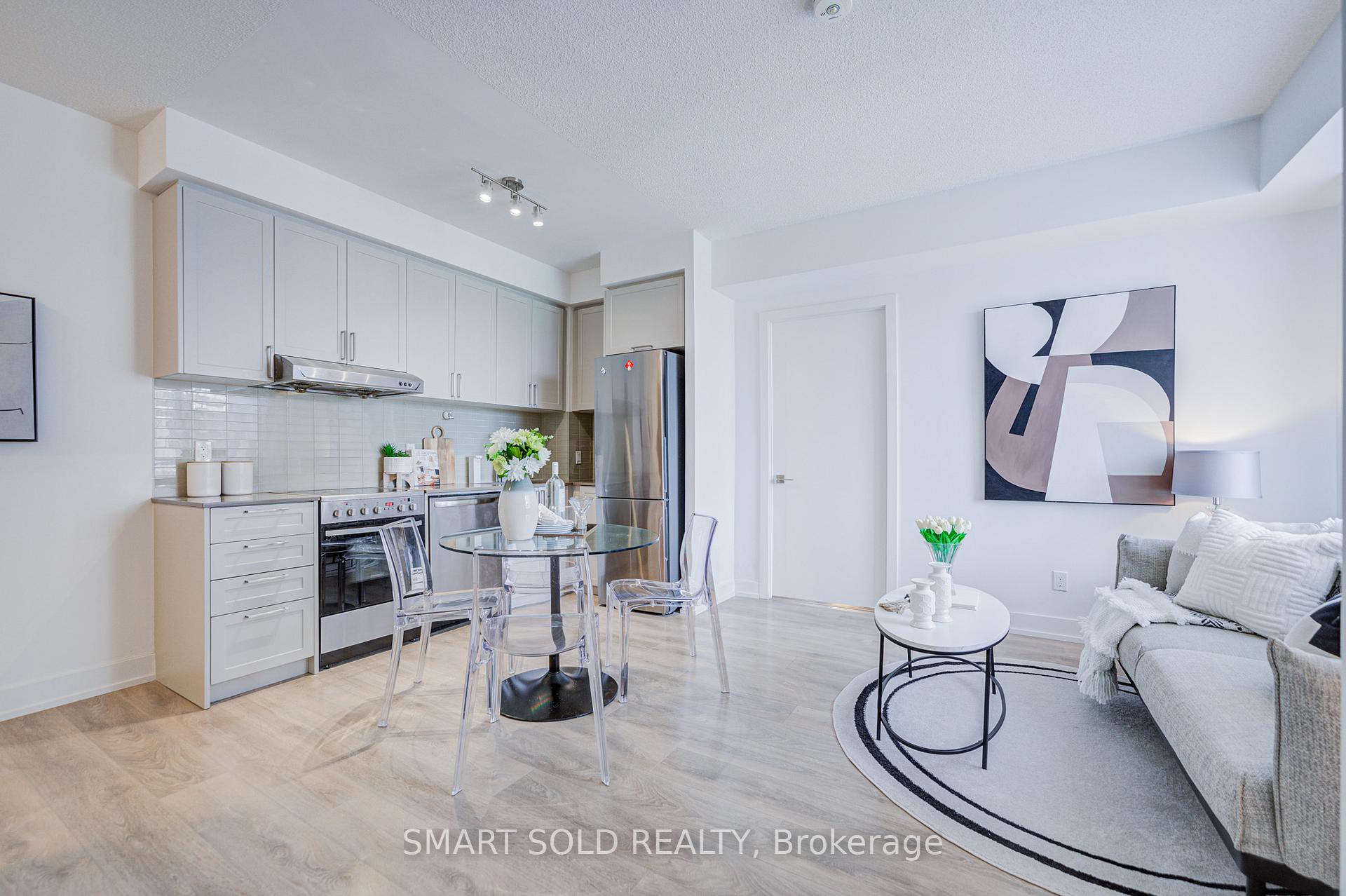 Photo 10 of Unit 305W, 268 Buchanan Drive, Markham, Unionville — HOMEH