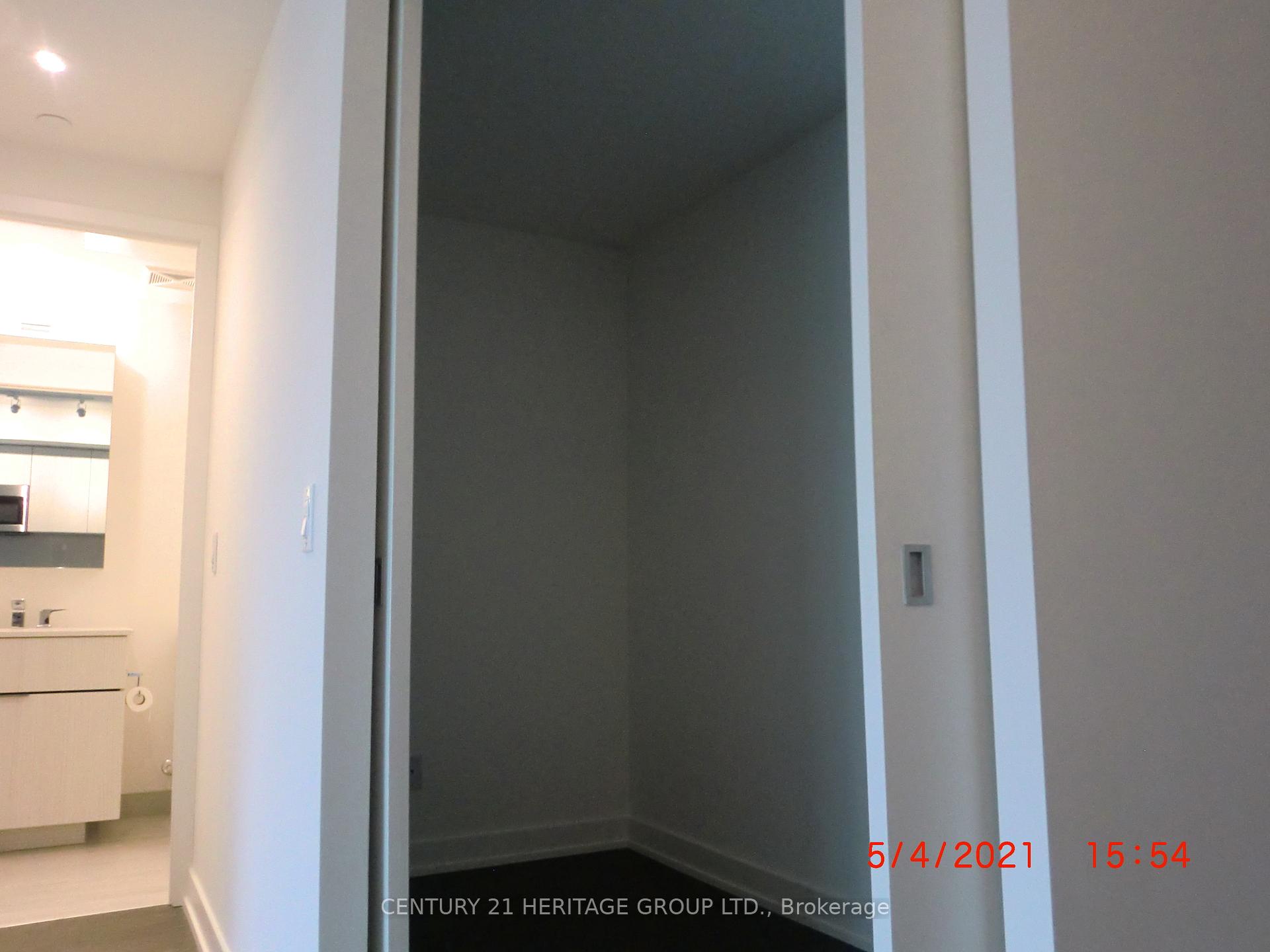 Photo 8 of Unit 1904, 25 Richmond Street E, Toronto, Church-Yonge Corridor — HOMEH