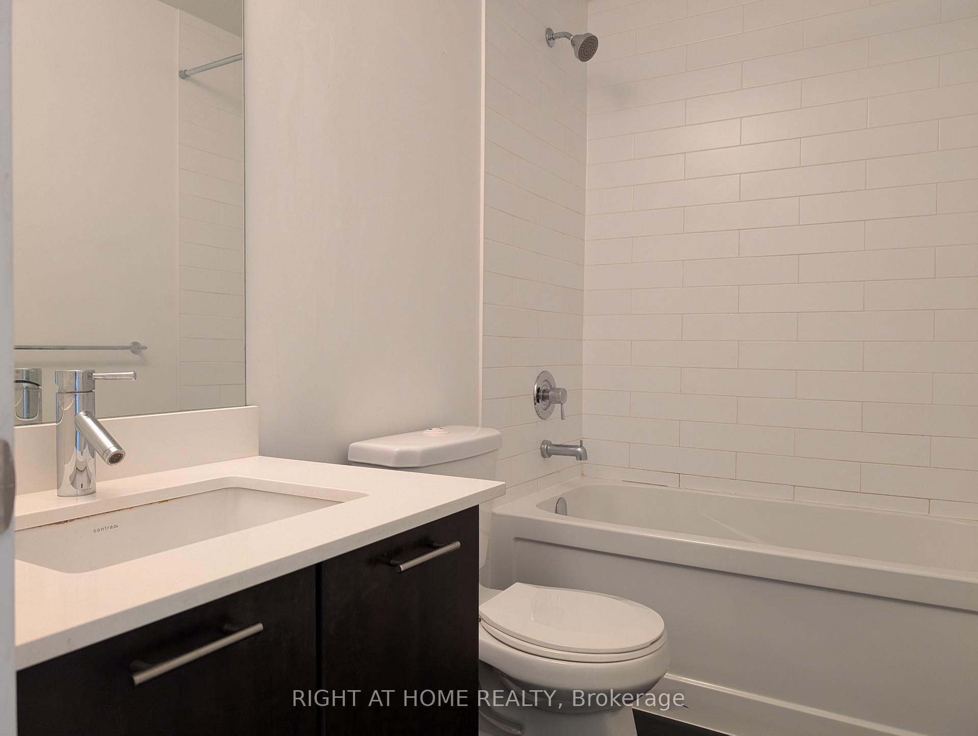 Photo 8 of Unit 1109, 20 Bruyeres Mews, Toronto, Niagara — HOMEH