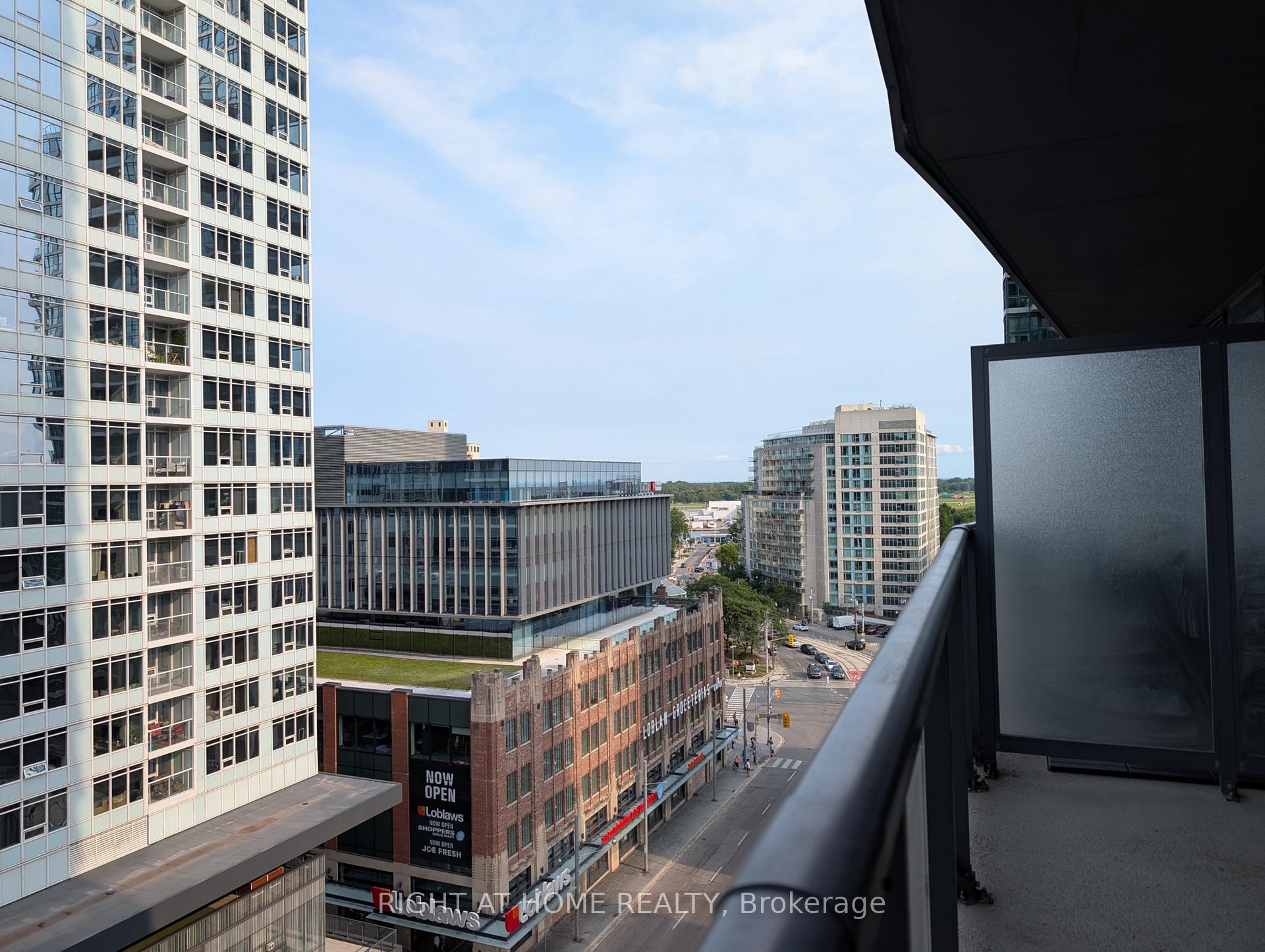 Photo 10 of Unit 1109, 20 Bruyeres Mews, Toronto, Niagara — HOMEH