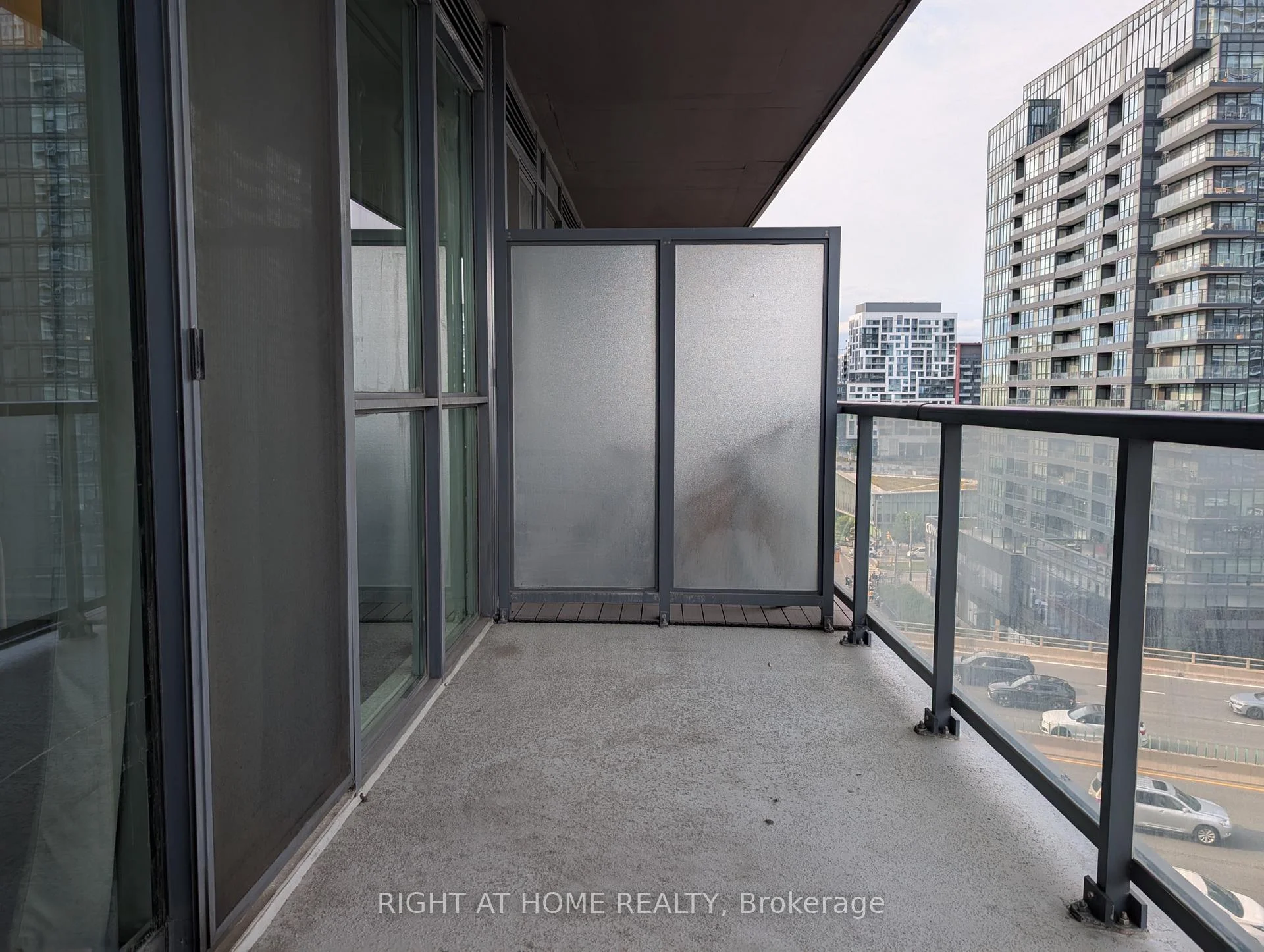 Photo 13 of Unit 1109, 20 Bruyeres Mews, Toronto, Niagara — HOMEH