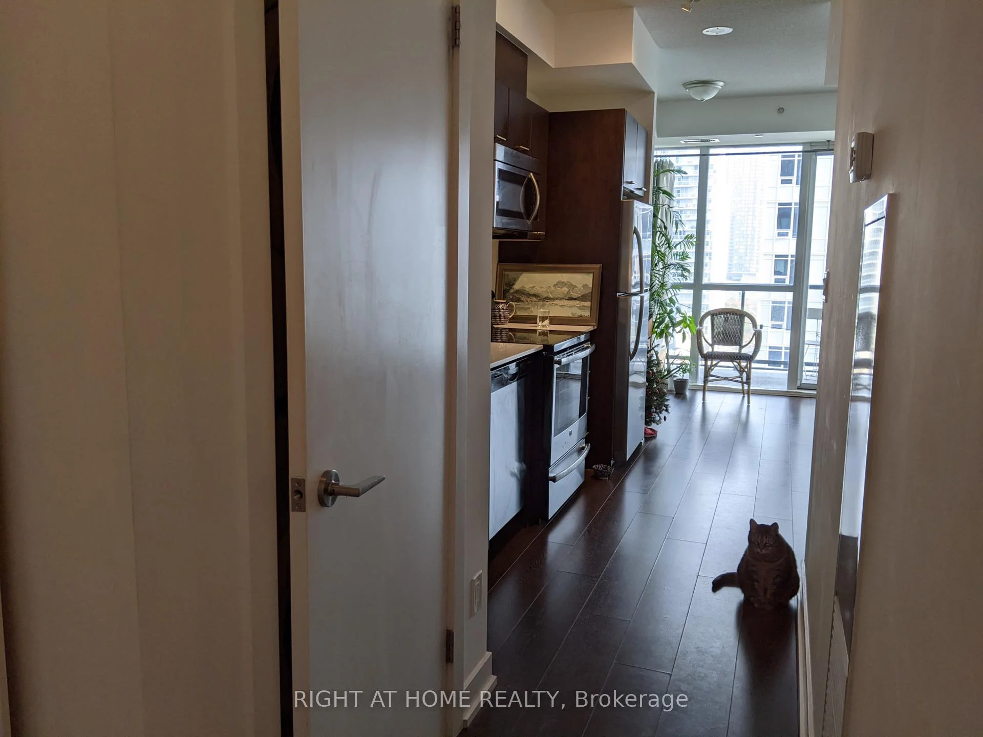 Photo 16 of Unit 1109, 20 Bruyeres Mews, Toronto, Niagara — HOMEH