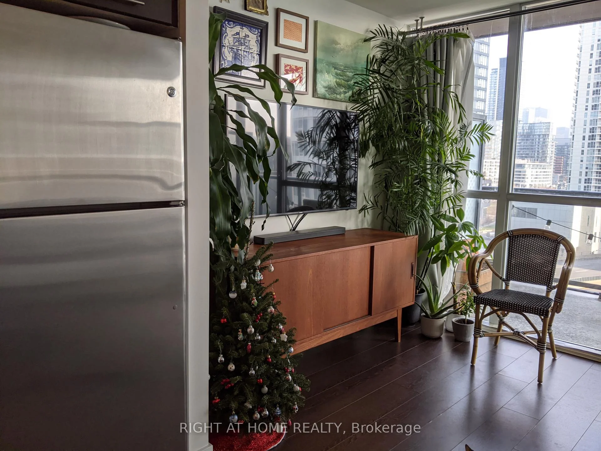 Photo 25 of Unit 1109, 20 Bruyeres Mews, Toronto, Niagara — HOMEH