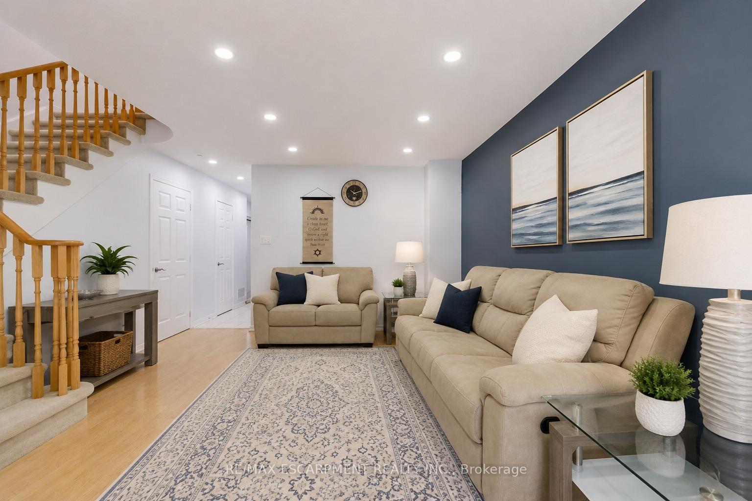Photo 5 of 1793 Creek Way, Burlington, Uptown — HOMEH