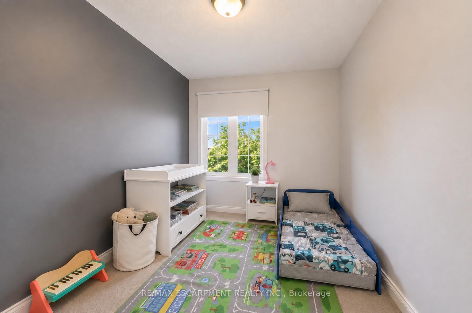 Photo 15 of 1793 Creek Way, Burlington, Uptown — HOMEH