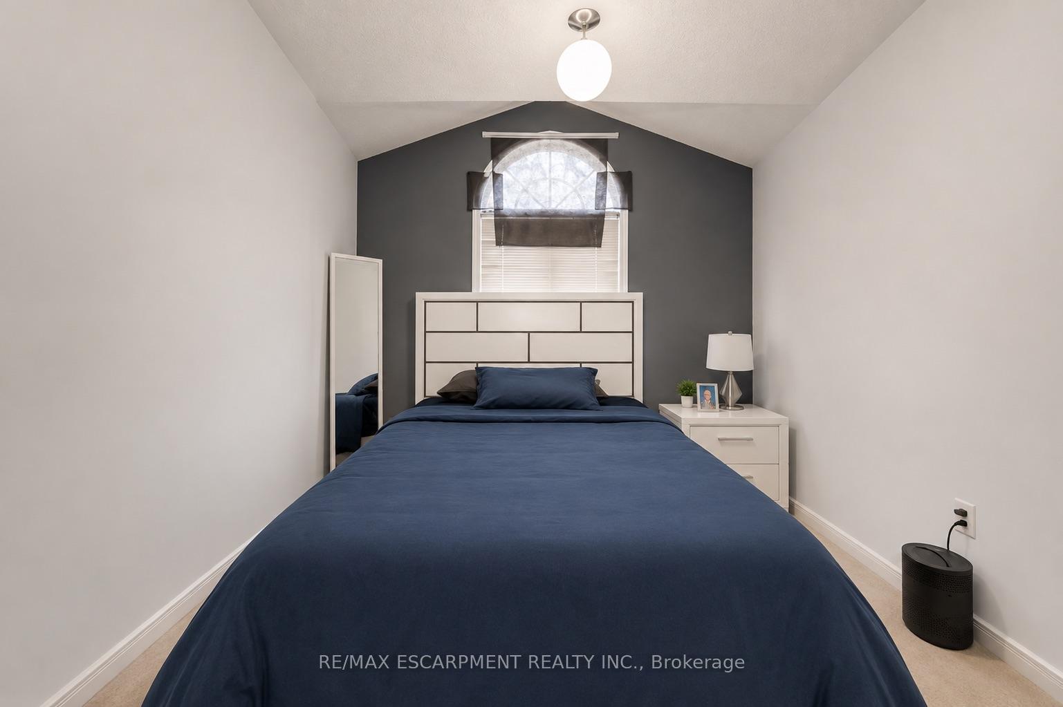 Photo 16 of 1793 Creek Way, Burlington, Uptown — HOMEH