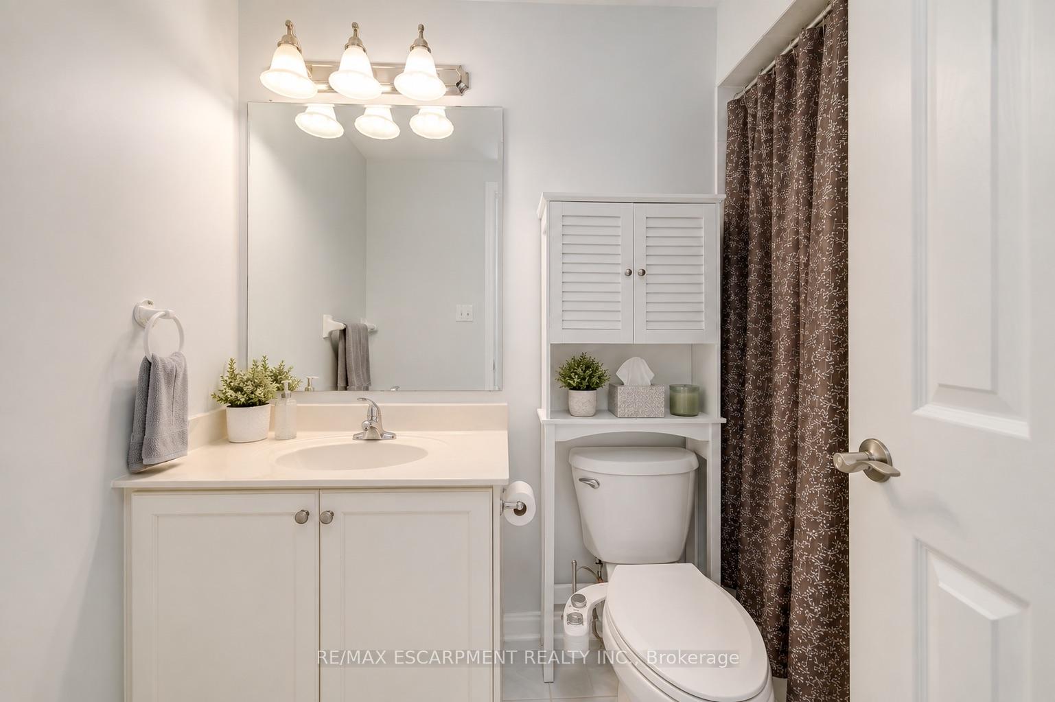 Photo 17 of 1793 Creek Way, Burlington, Uptown — HOMEH