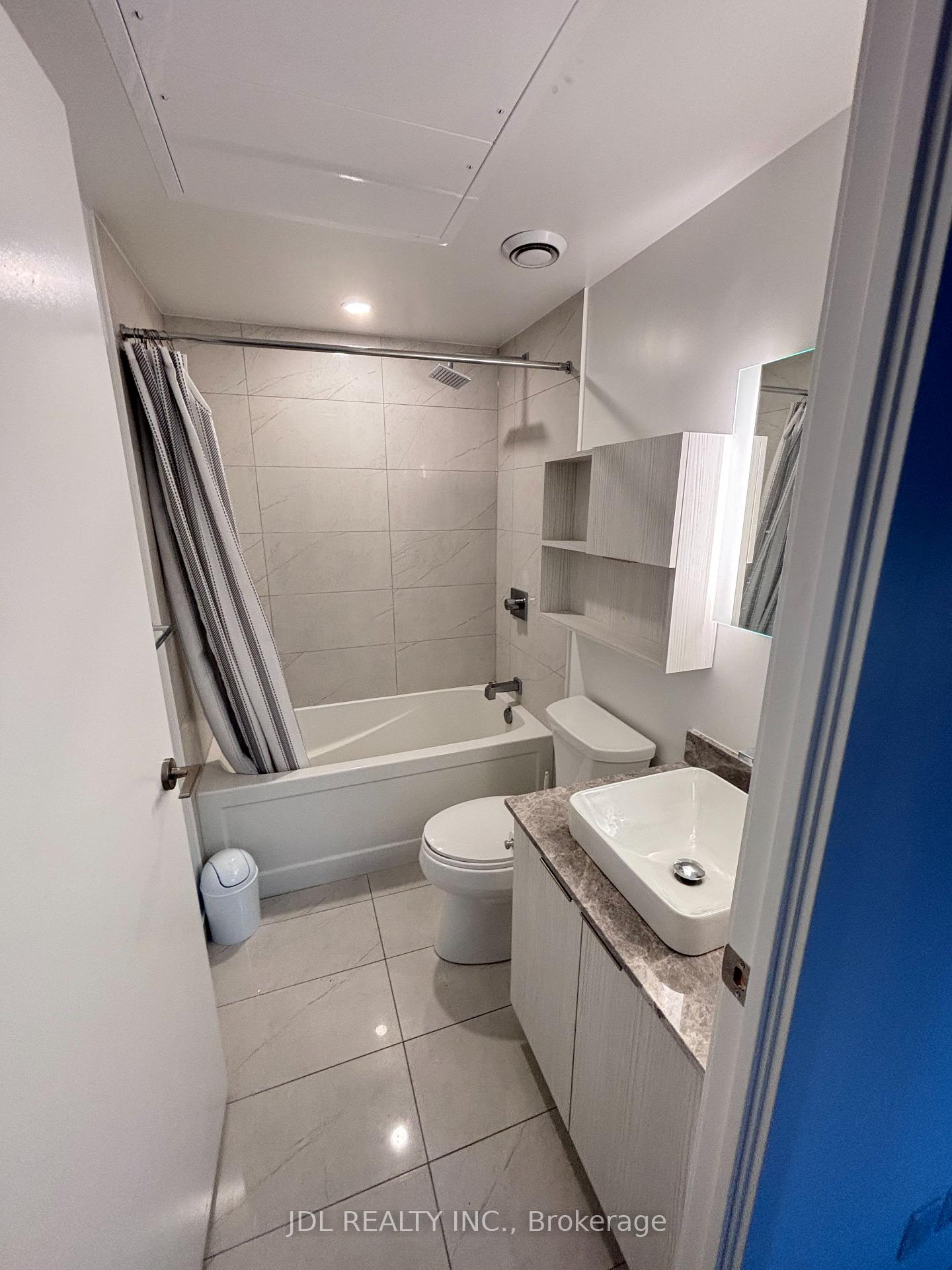 Photo 6 of Unit 3502, 501 Yonge Street, Toronto, Church-Yonge Corridor — HOMEH