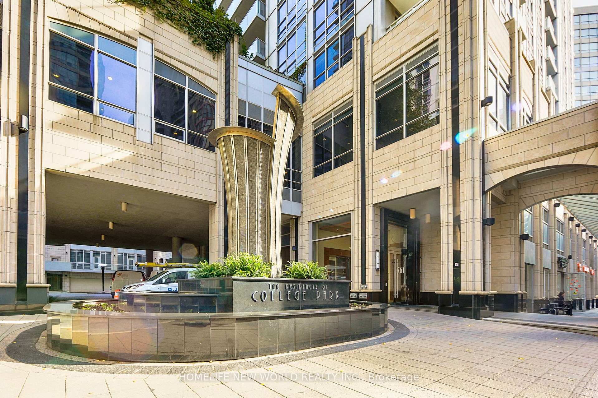 Photo 7 of Unit 3201, 761 Bay Street, Toronto, Bay Street Corridor — HOMEH