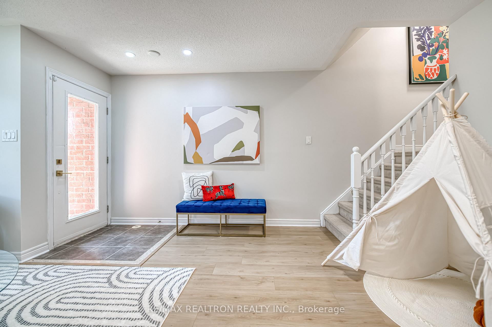 Photo 6 of 2554 Bur Oak Avenue, Markham, Cornell — HOMEH