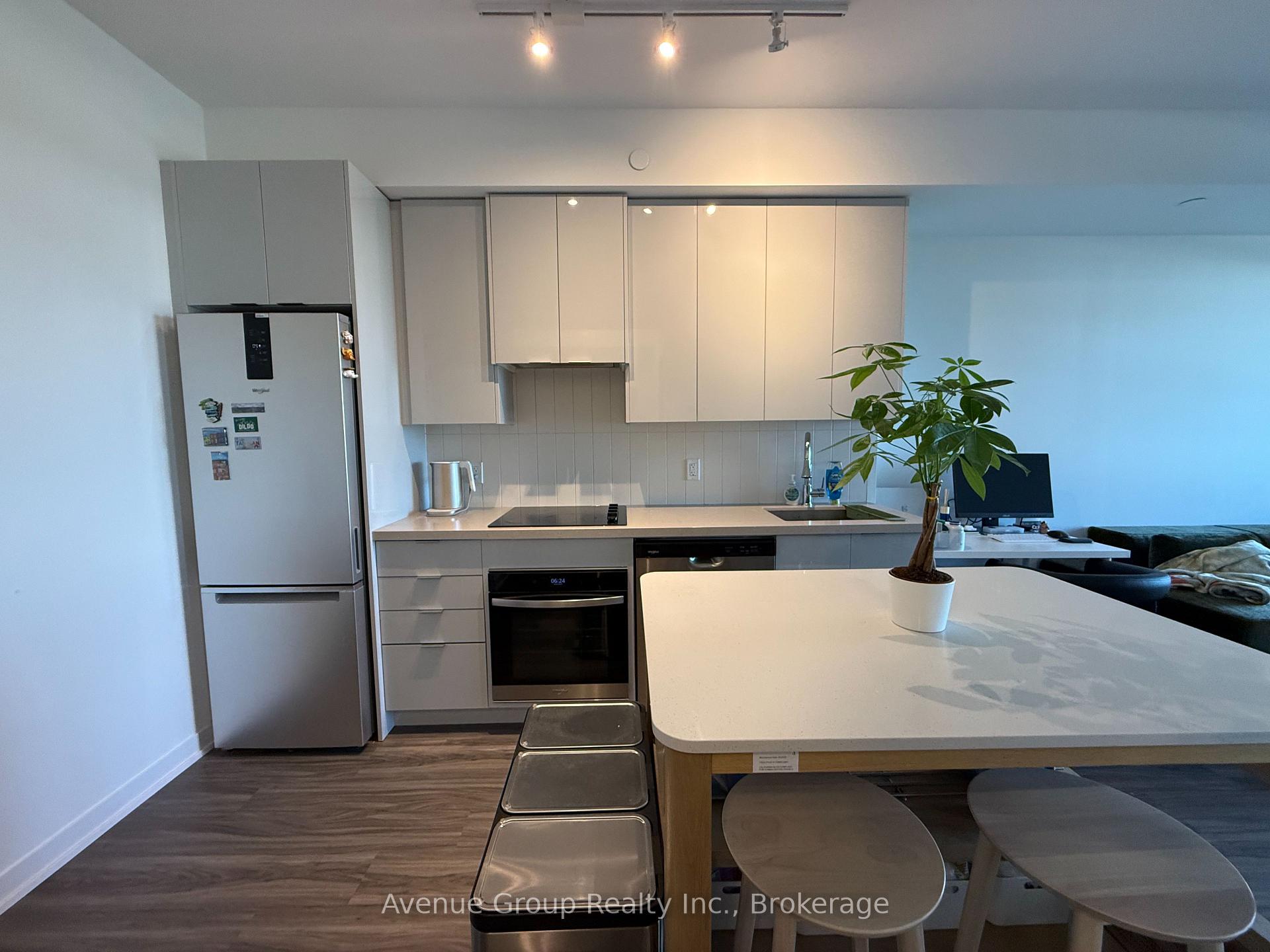 Photo 2 of Unit 1108, 474 Caldari Road, Vaughan, Concord — HOMEH