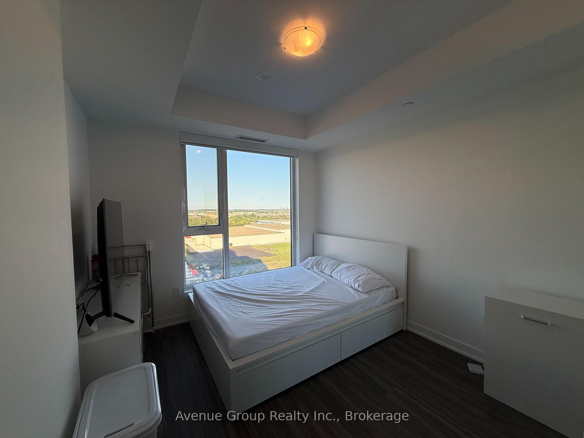 Photo 5 of Unit 1108, 474 Caldari Road, Vaughan, Concord — HOMEH