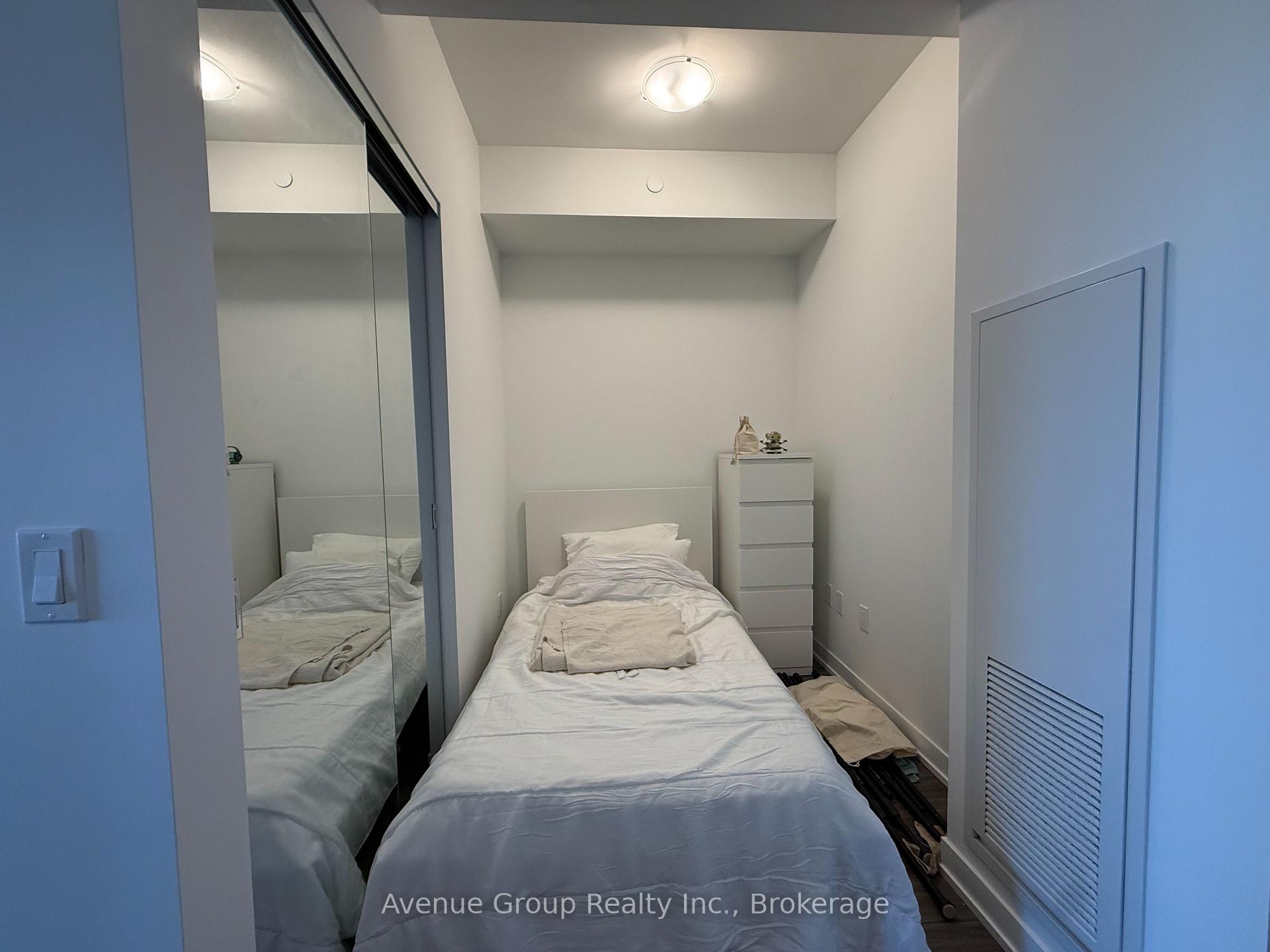 Photo 7 of Unit 1108, 474 Caldari Road, Vaughan, Concord — HOMEH