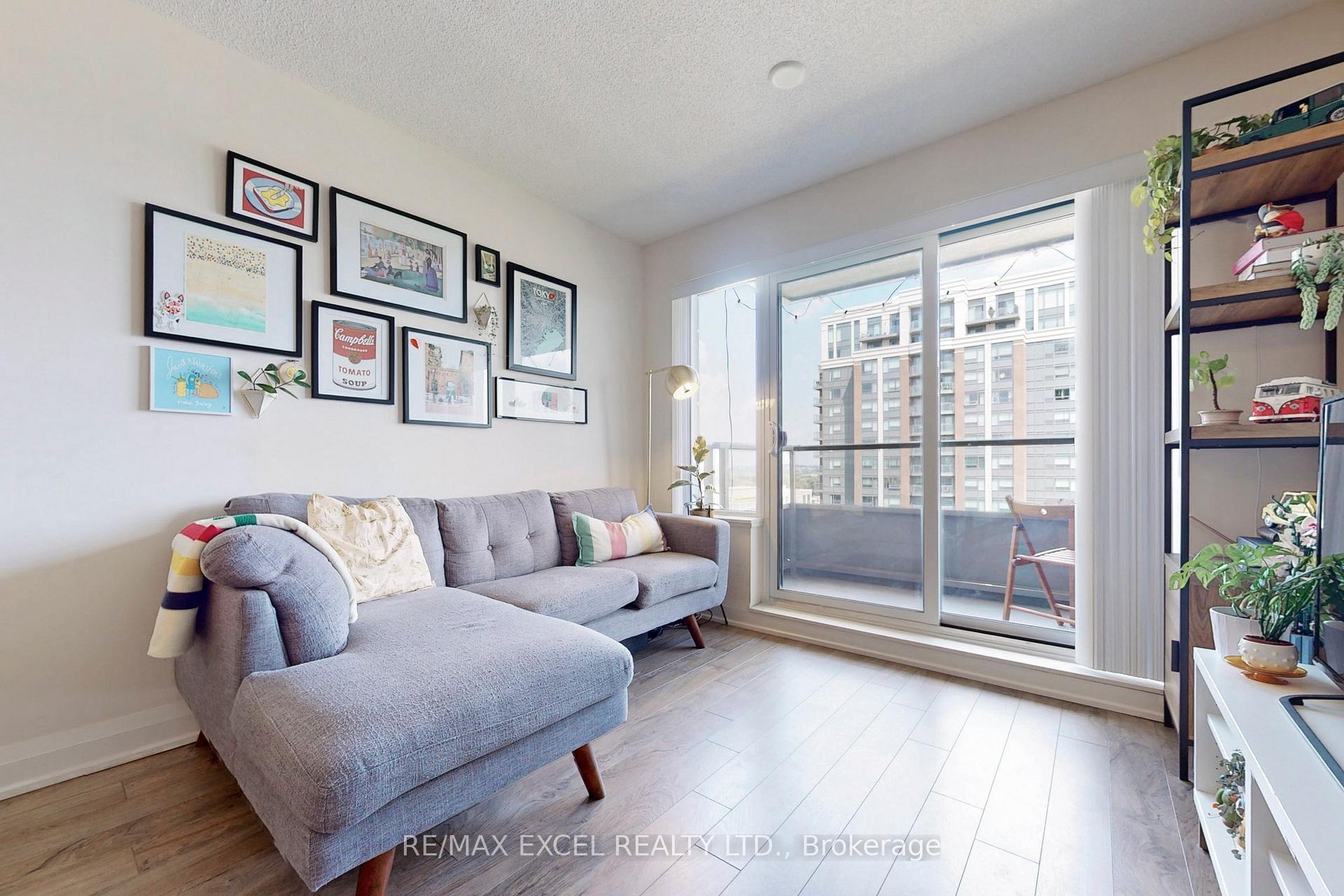 Photo 2 of Unit 1603, 18 Uptown Drive, Markham, Unionville — HOMEH