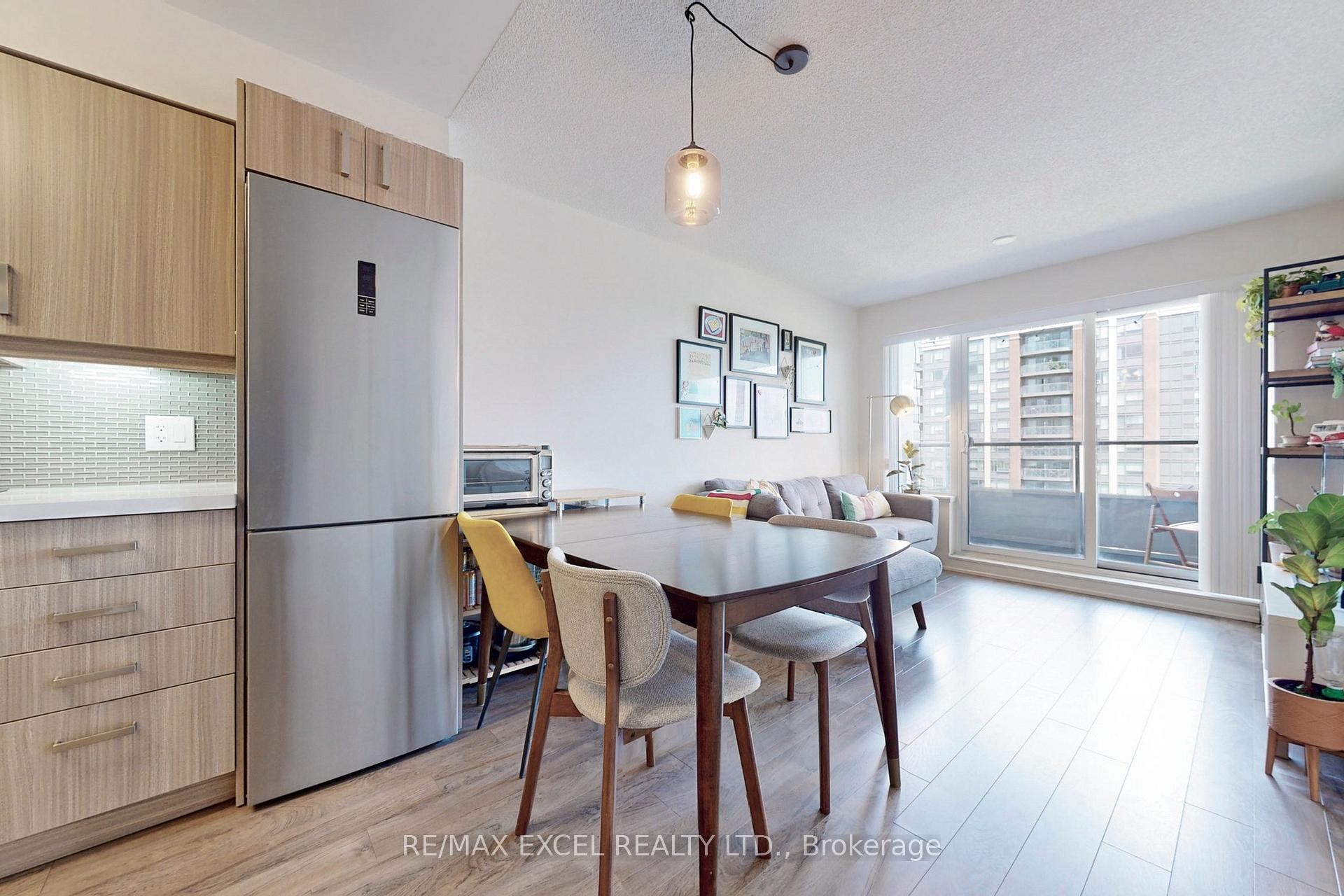 Photo 14 of Unit 1603, 18 Uptown Drive, Markham, Unionville — HOMEH