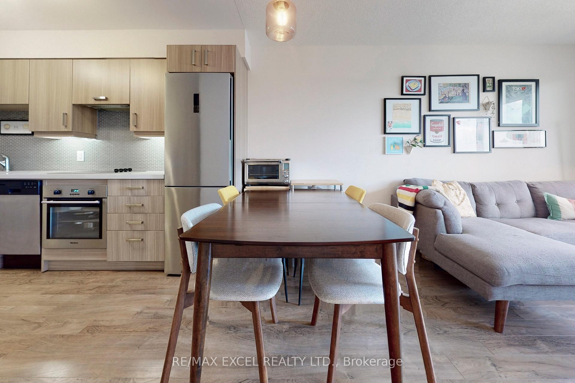 Photo 15 of Unit 1603, 18 Uptown Drive, Markham, Unionville — HOMEH