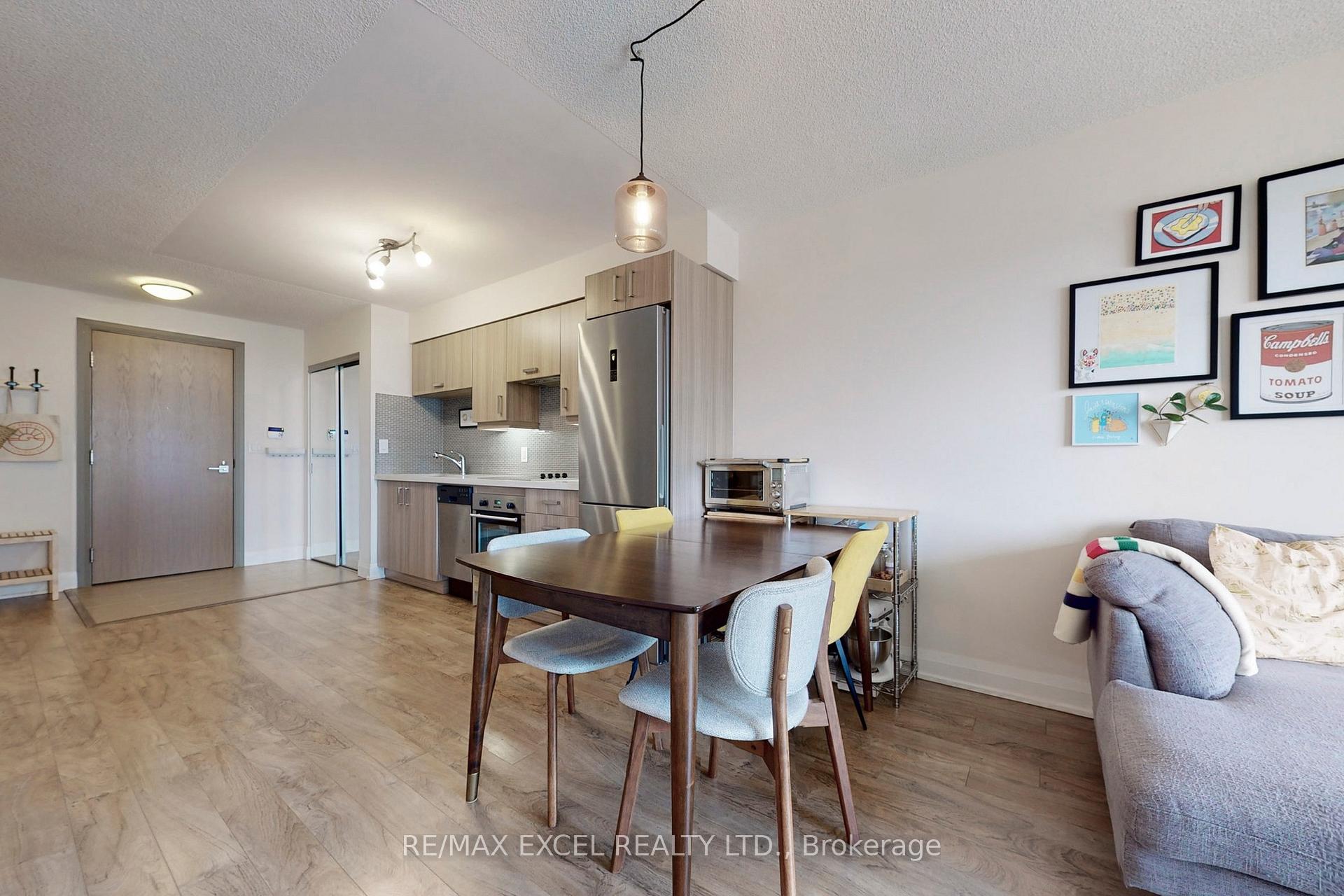 Photo 16 of Unit 1603, 18 Uptown Drive, Markham, Unionville — HOMEH