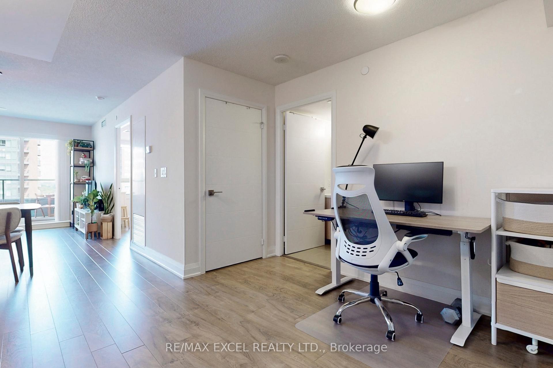 Photo 21 of Unit 1603, 18 Uptown Drive, Markham, Unionville — HOMEH