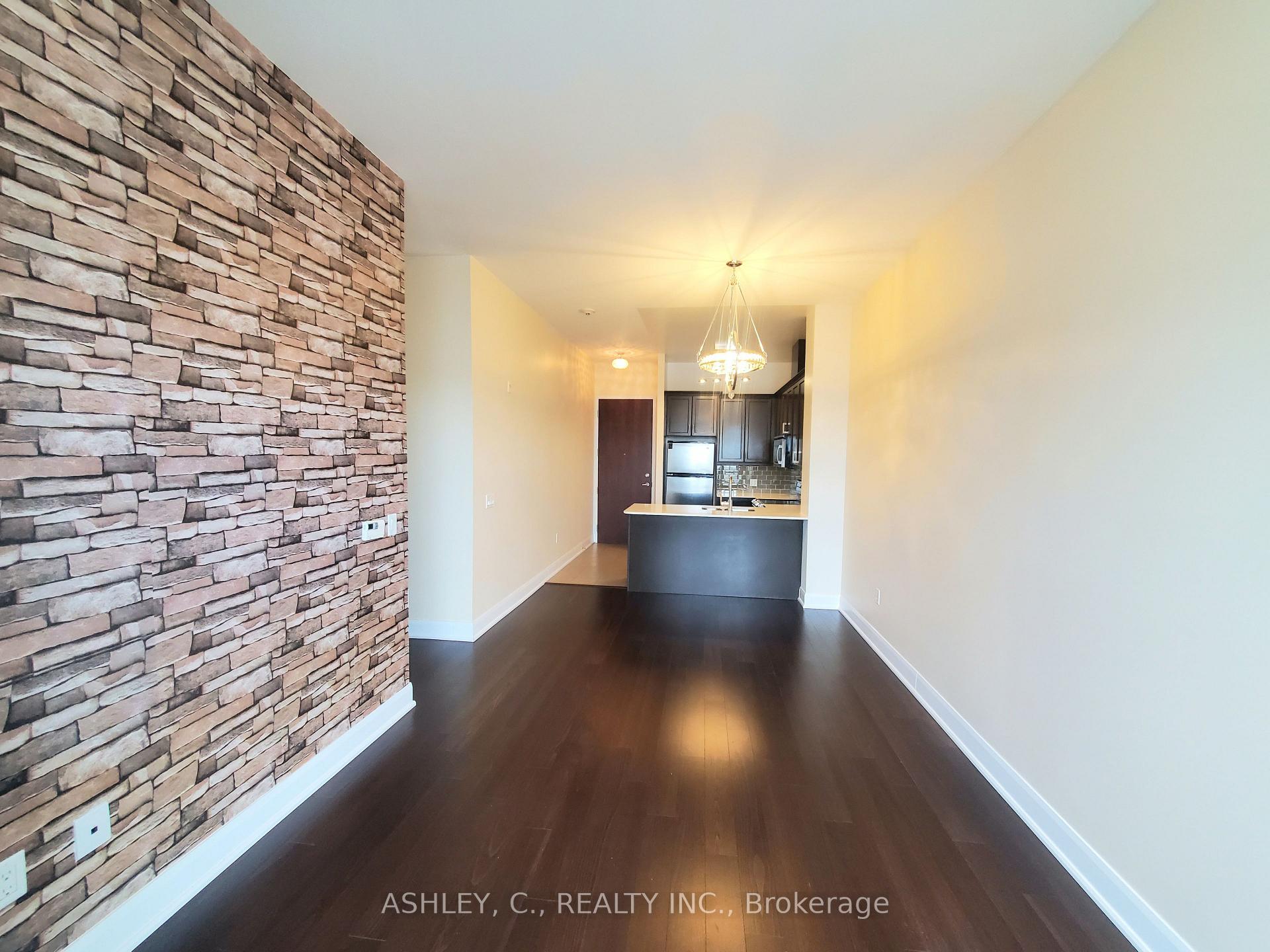 Photo 4 of Unit 717, 2470 Prince Michael Drive, Oakville, Joshua Creek — HOMEH
