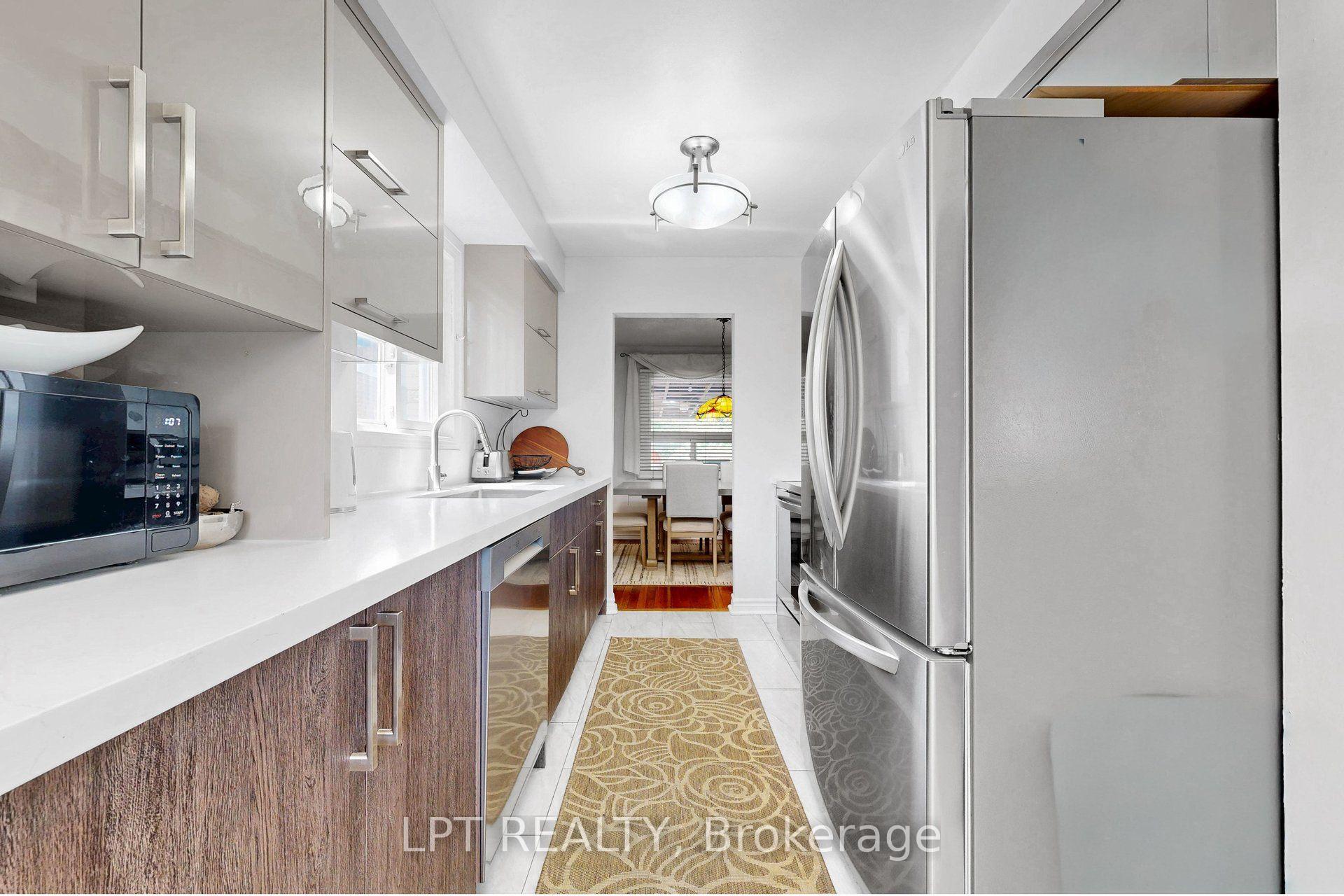 Photo 13 of 38 Pickard Lane, Brampton, Fletcher's West — HOMEH