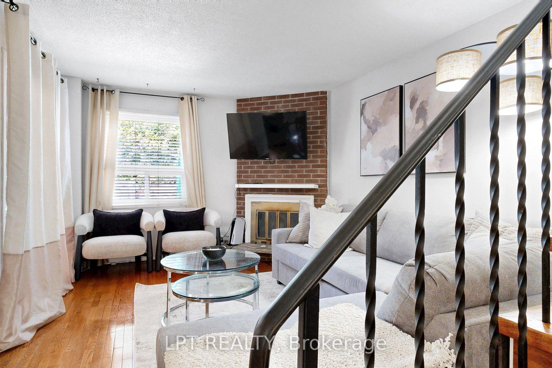 Photo 20 of 38 Pickard Lane, Brampton, Fletcher's West — HOMEH