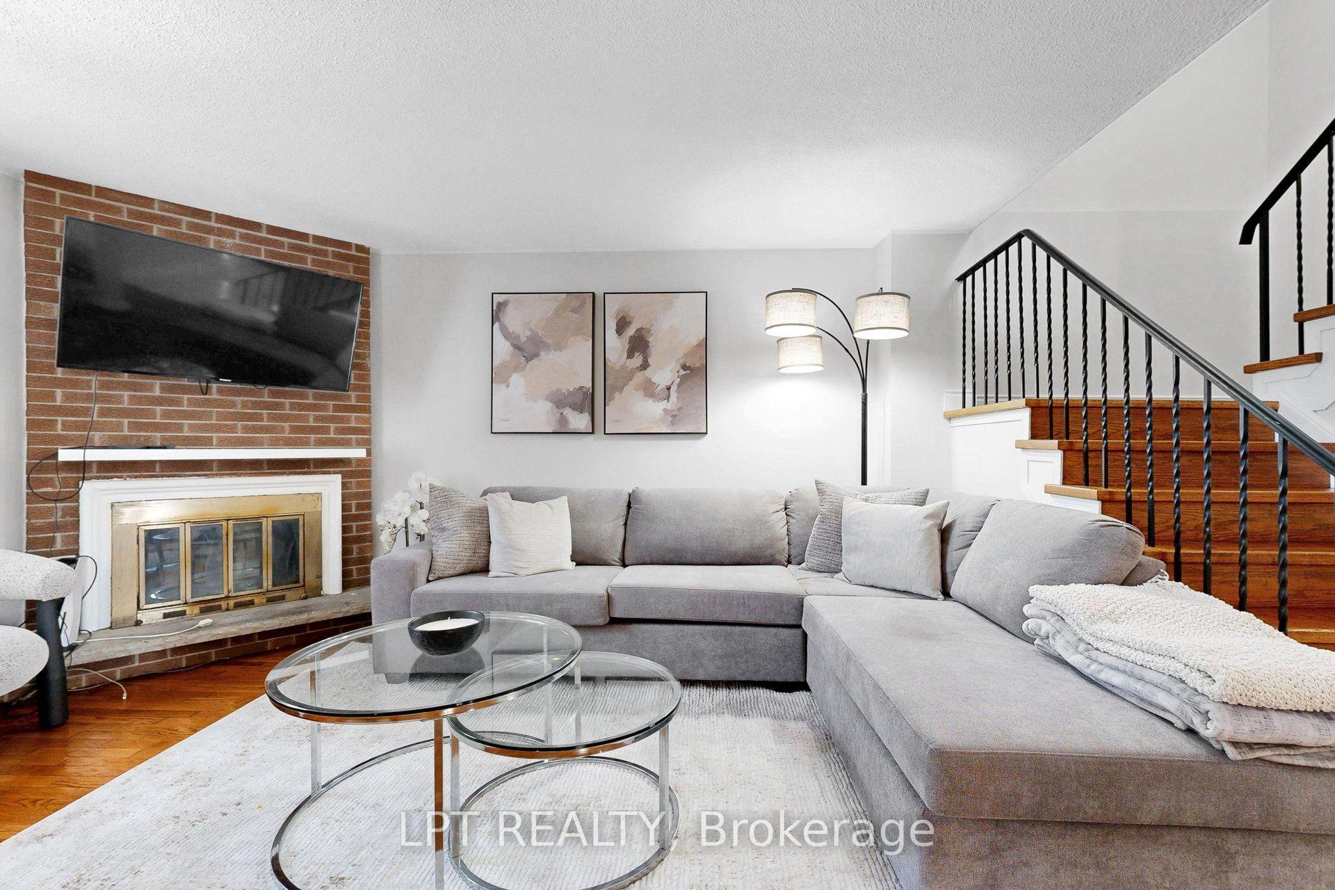 Photo 21 of 38 Pickard Lane, Brampton, Fletcher's West — HOMEH
