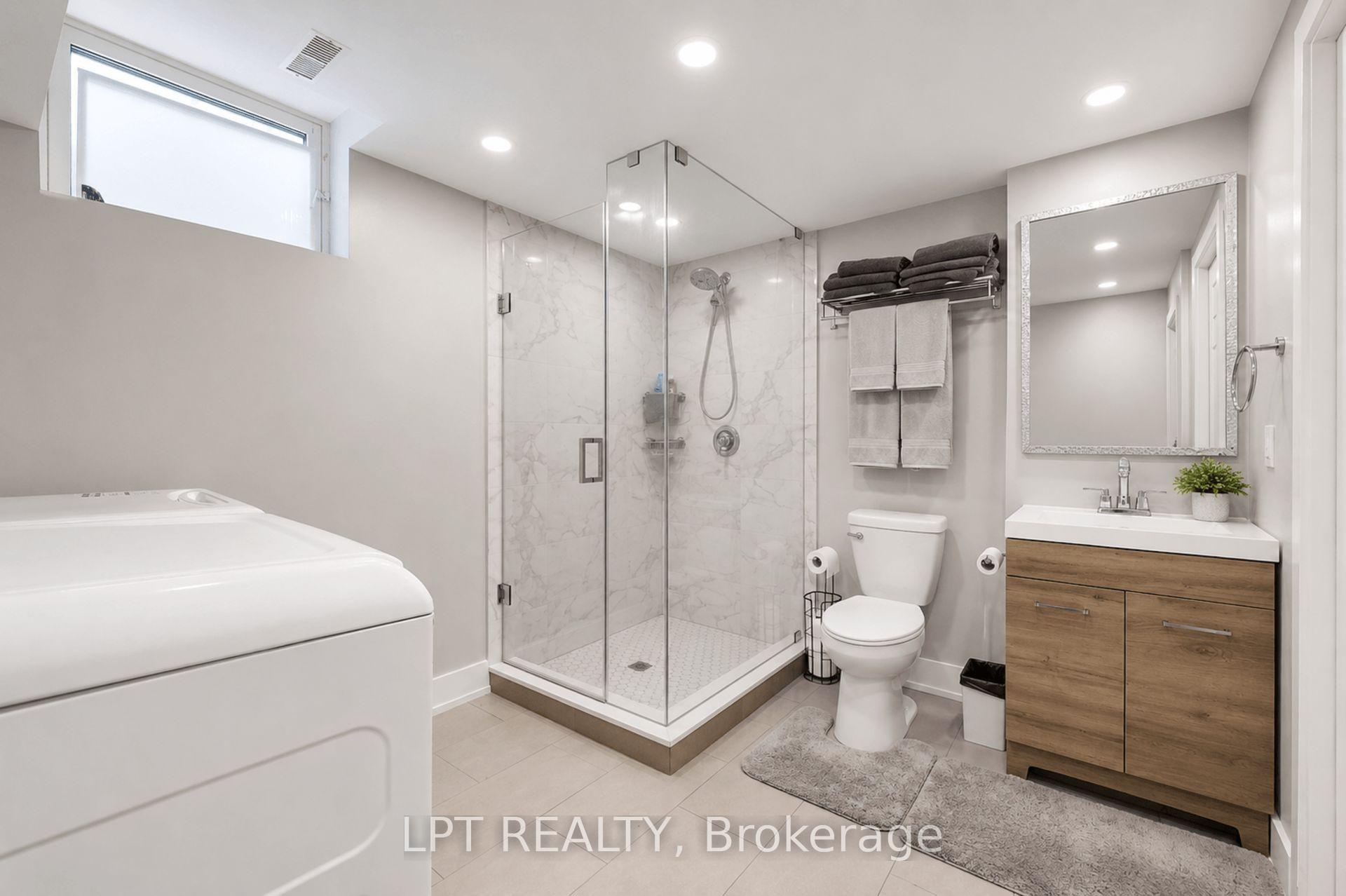 Photo 37 of 38 Pickard Lane, Brampton, Fletcher's West — HOMEH