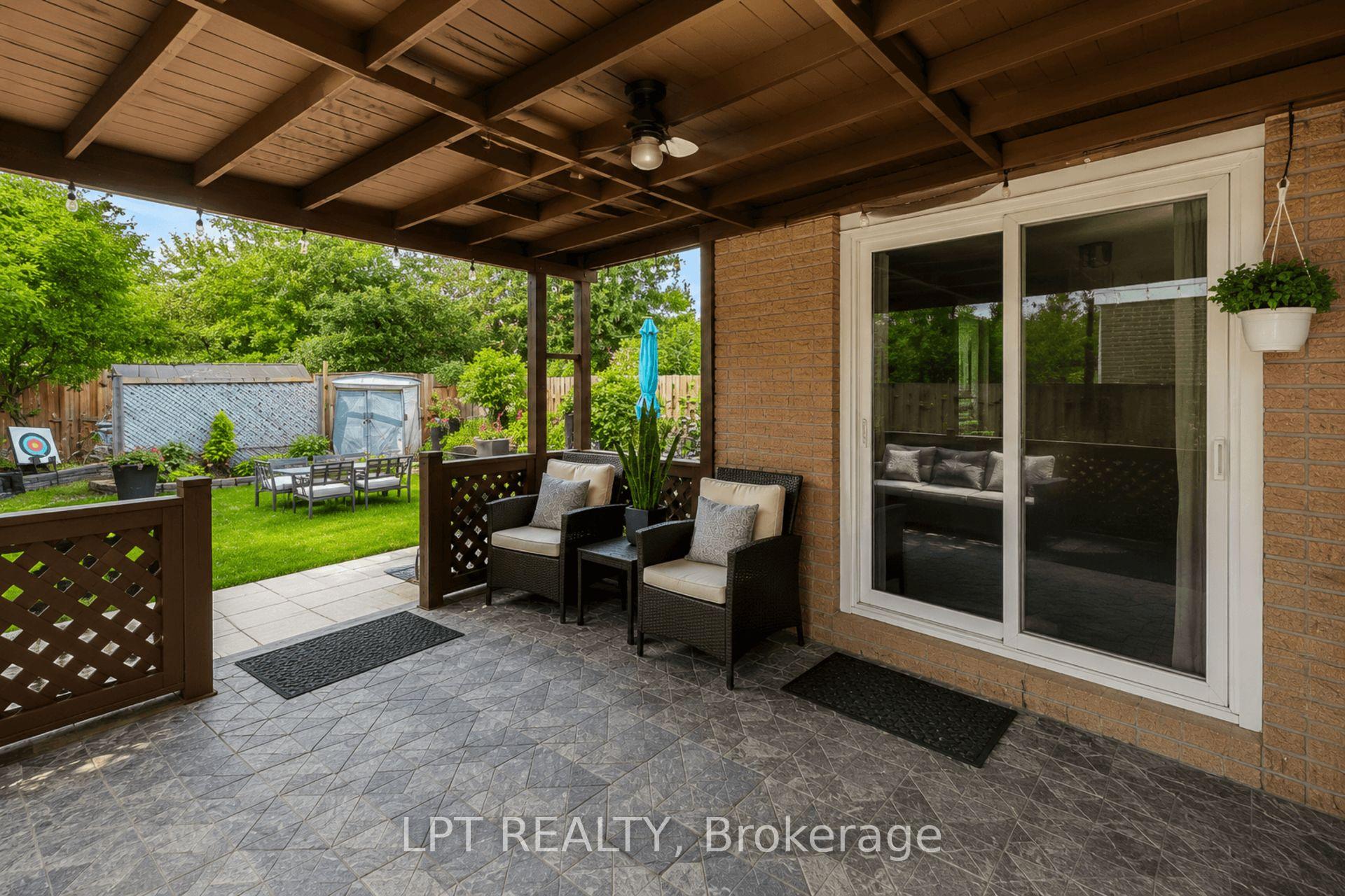 Photo 39 of 38 Pickard Lane, Brampton, Fletcher's West — HOMEH