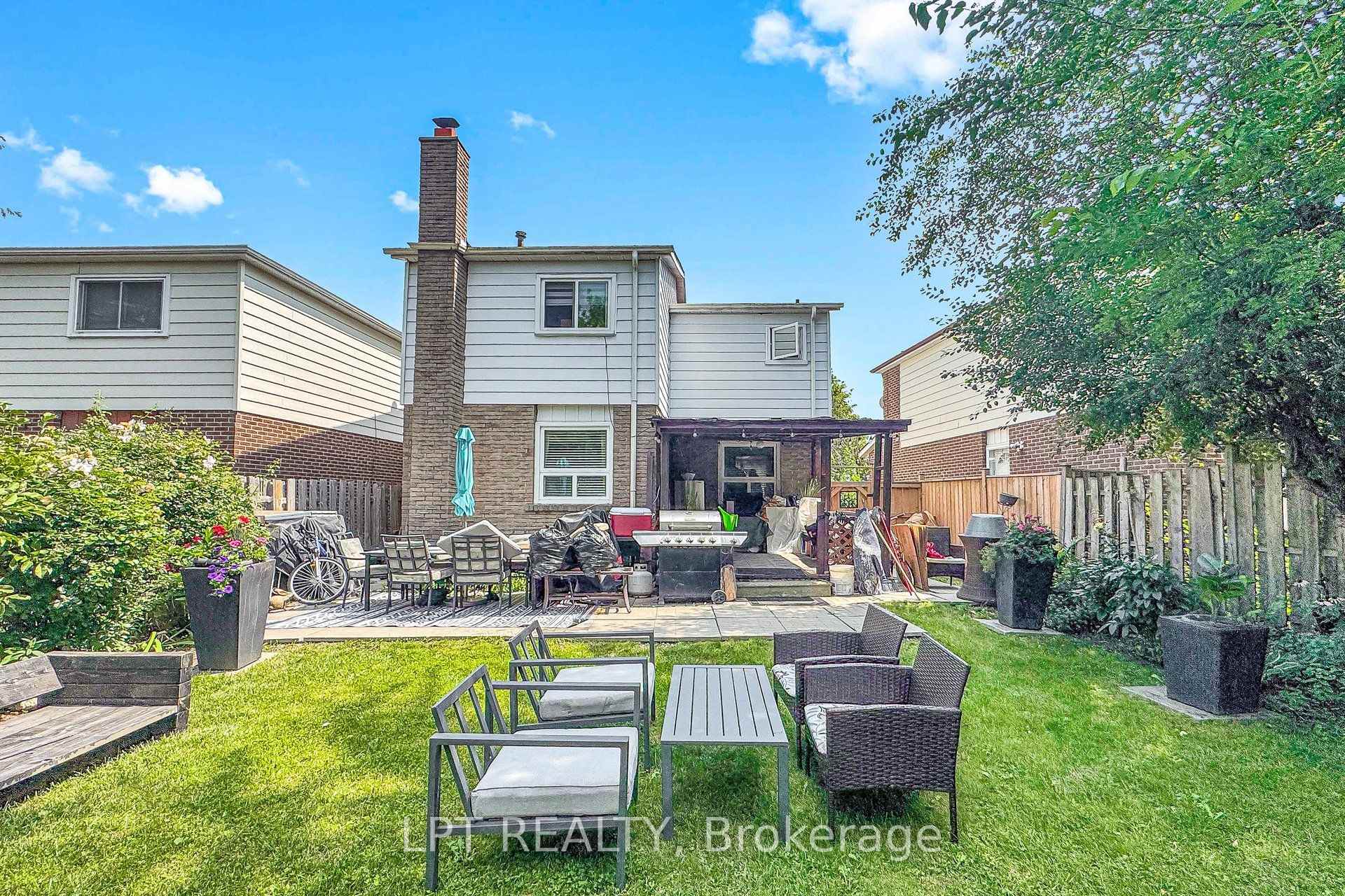 Photo 44 of 38 Pickard Lane, Brampton, Fletcher's West — HOMEH