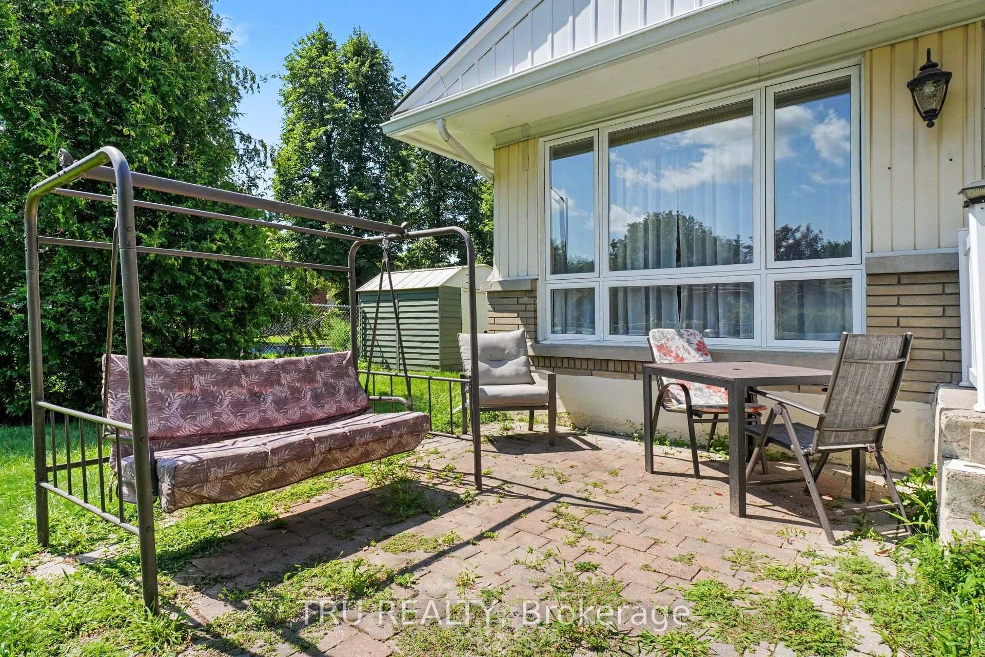 Photo 7 of 1908 Saunderson Drive, Ottawa, Elmvale Acres — HOMEH