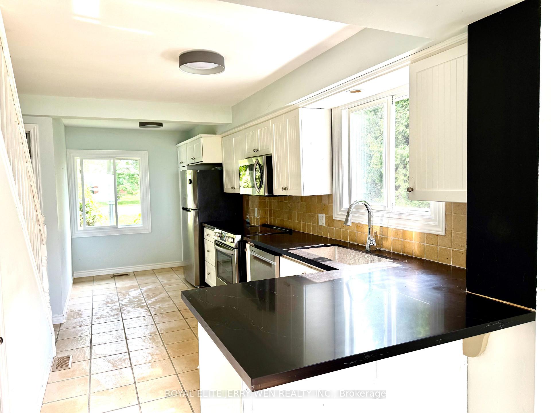 Photo 5 of 36 Metropolitan Crescent, Georgina, Keswick North — HOMEH