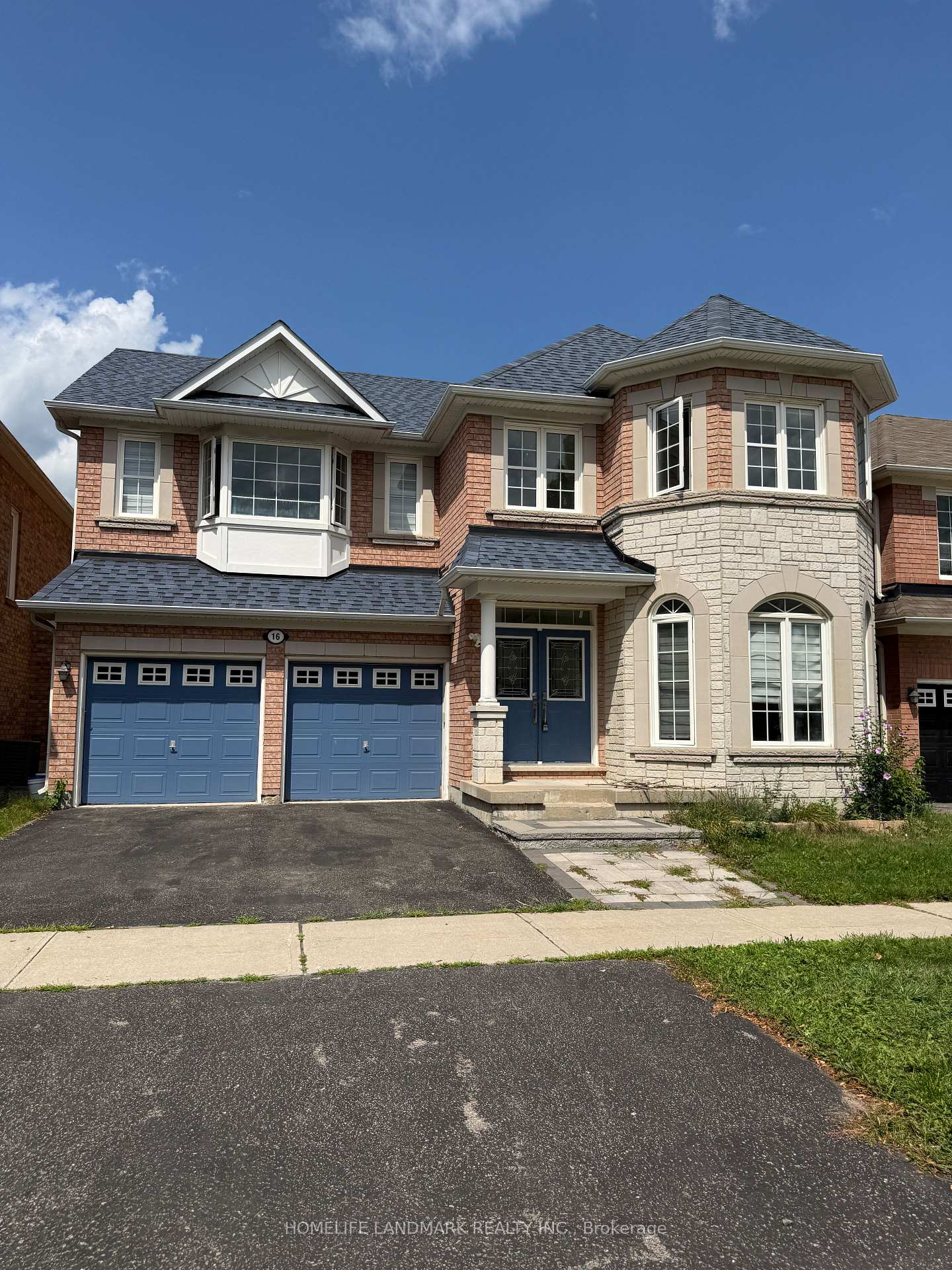 Photo 2 of 16 Barnstone Drive, Markham, Wismer — HOMEH