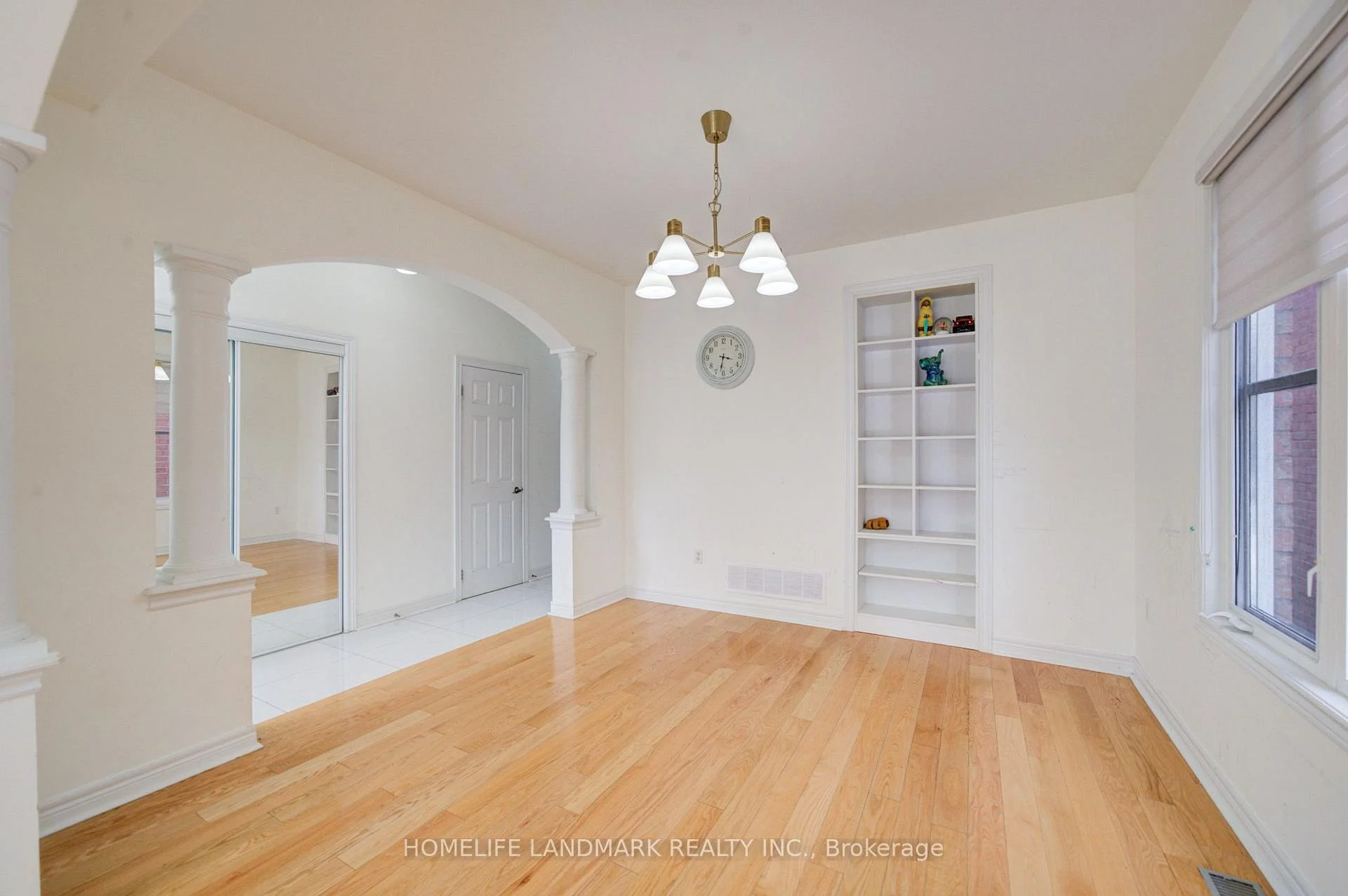 Photo 6 of 16 Barnstone Drive, Markham, Wismer — HOMEH