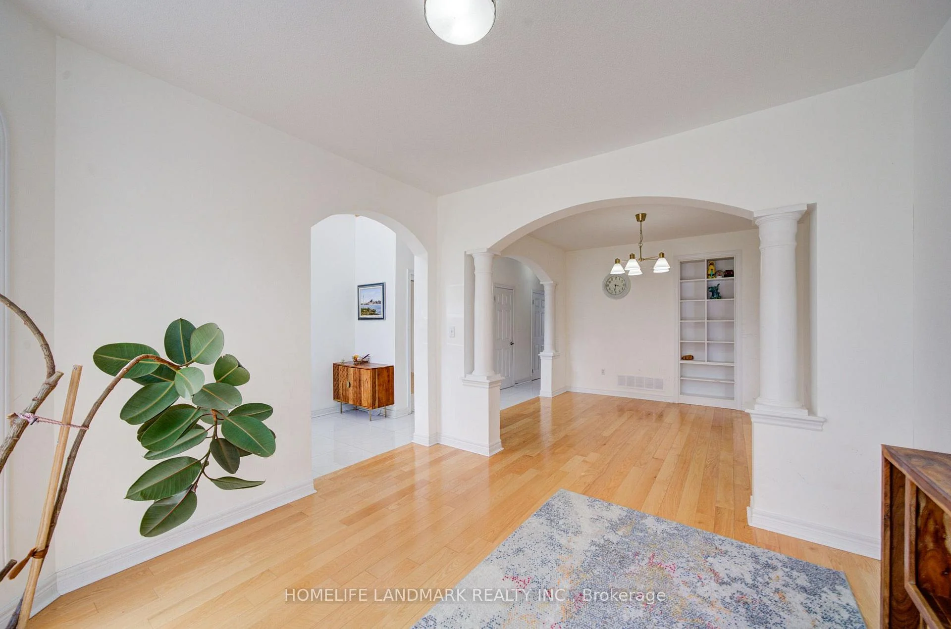 Photo 8 of 16 Barnstone Drive, Markham, Wismer — HOMEH
