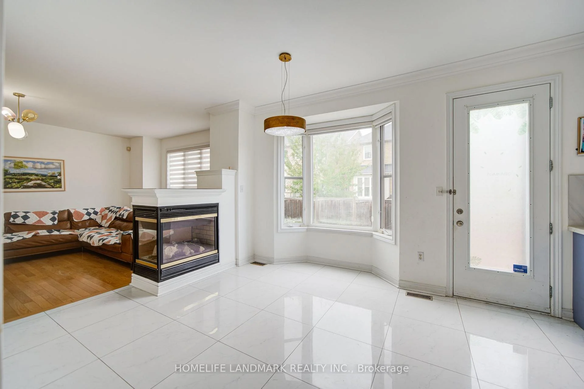 Photo 10 of 16 Barnstone Drive, Markham, Wismer — HOMEH