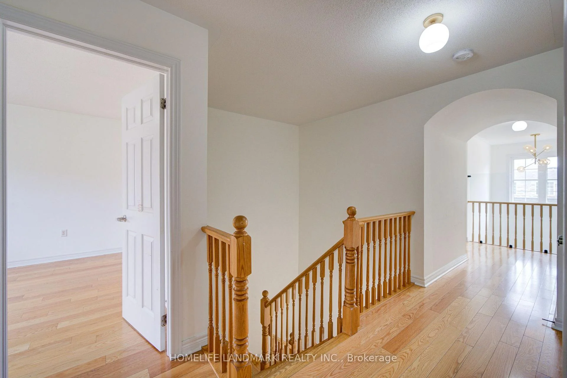 Photo 19 of 16 Barnstone Drive, Markham, Wismer — HOMEH