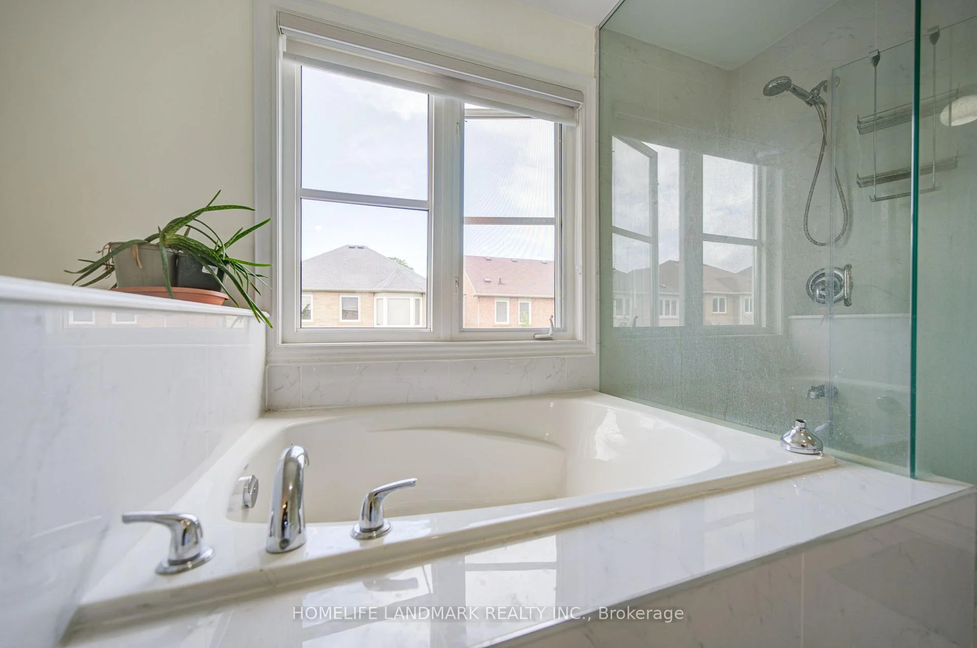 Photo 28 of 16 Barnstone Drive, Markham, Wismer — HOMEH