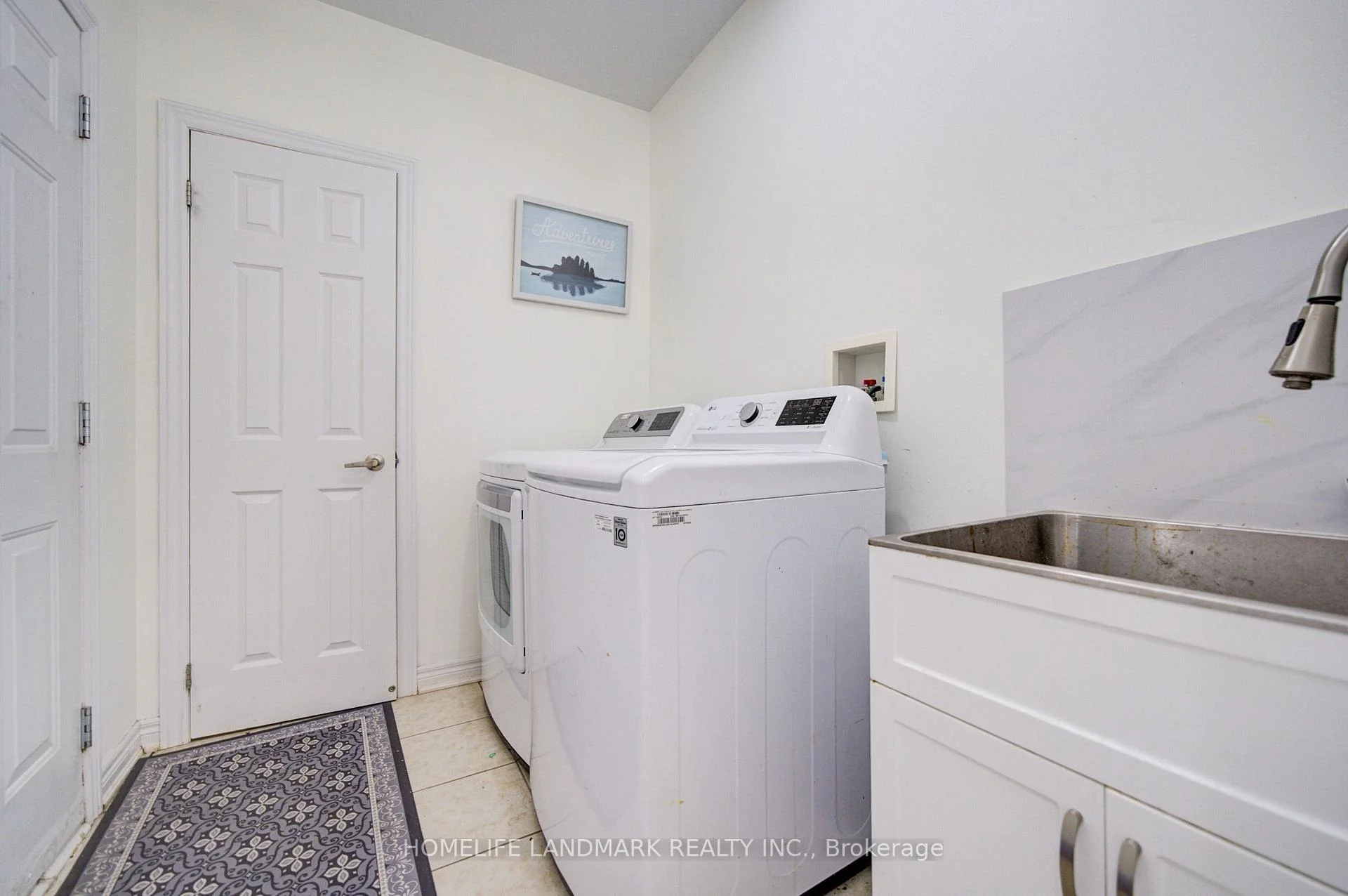 Photo 38 of 16 Barnstone Drive, Markham, Wismer — HOMEH