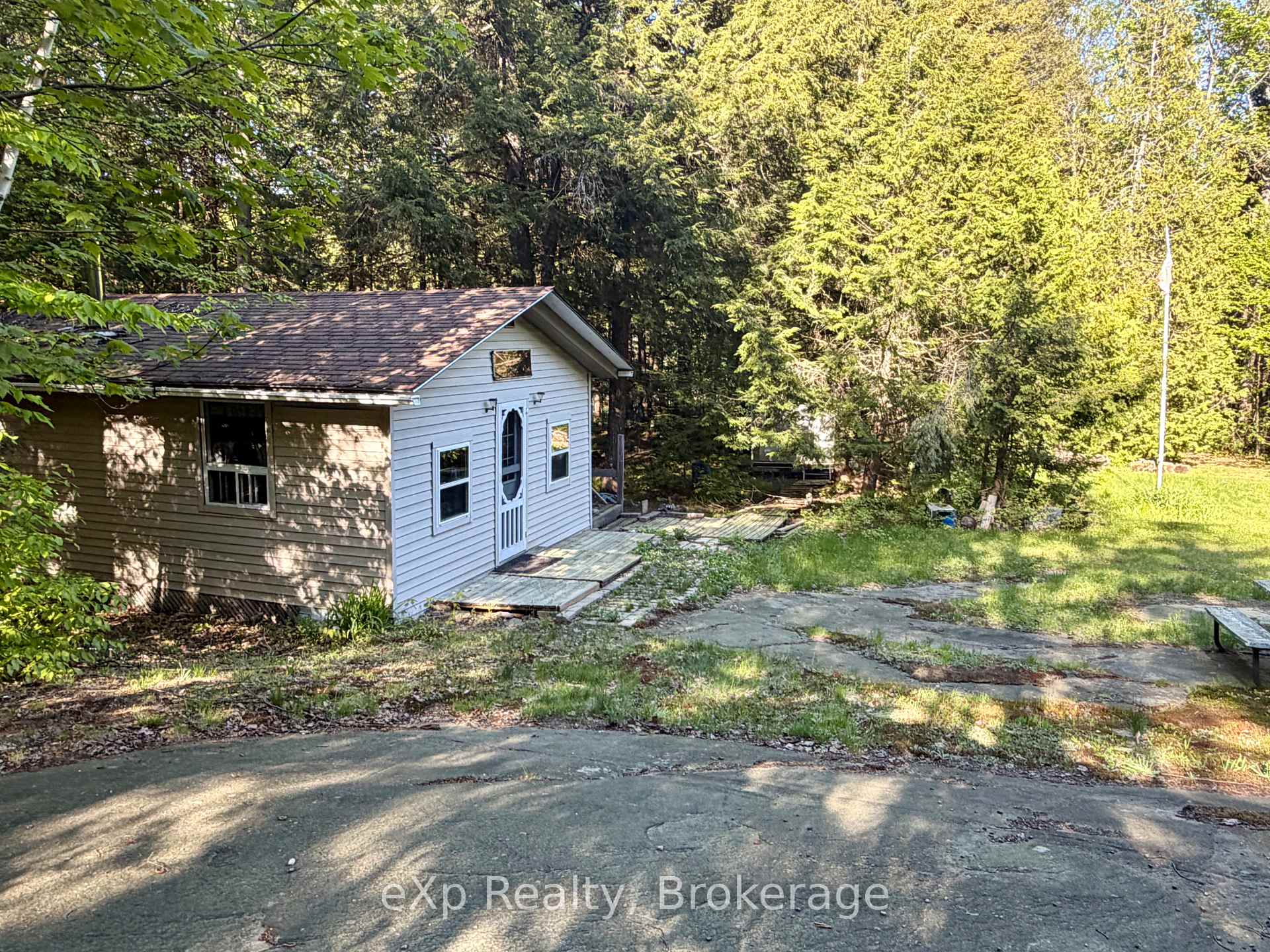 Photo 4 of 1080 Milne Road, Bracebridge, Oakley — HOMEH