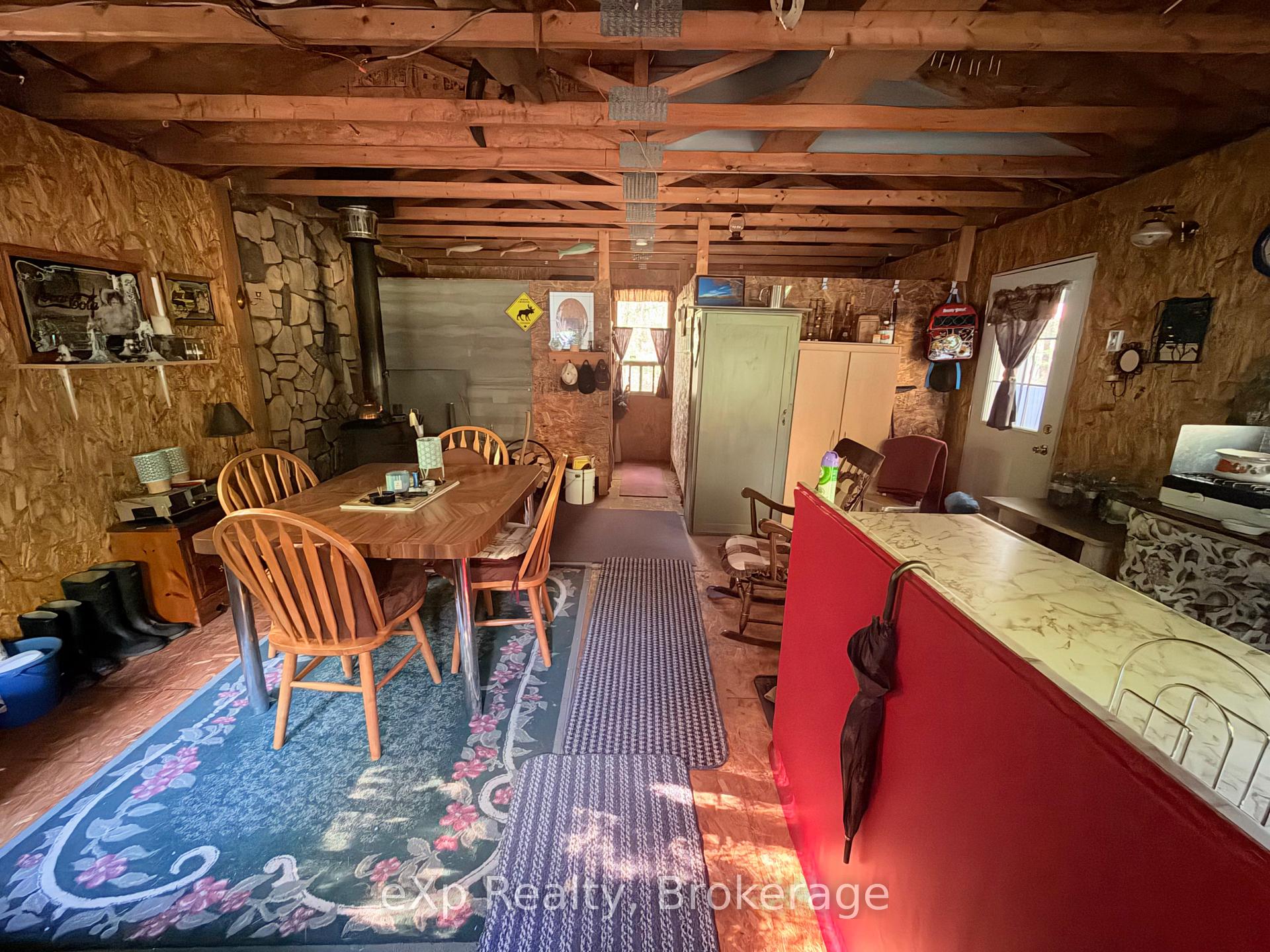 Photo 5 of 1080 Milne Road, Bracebridge, Oakley — HOMEH