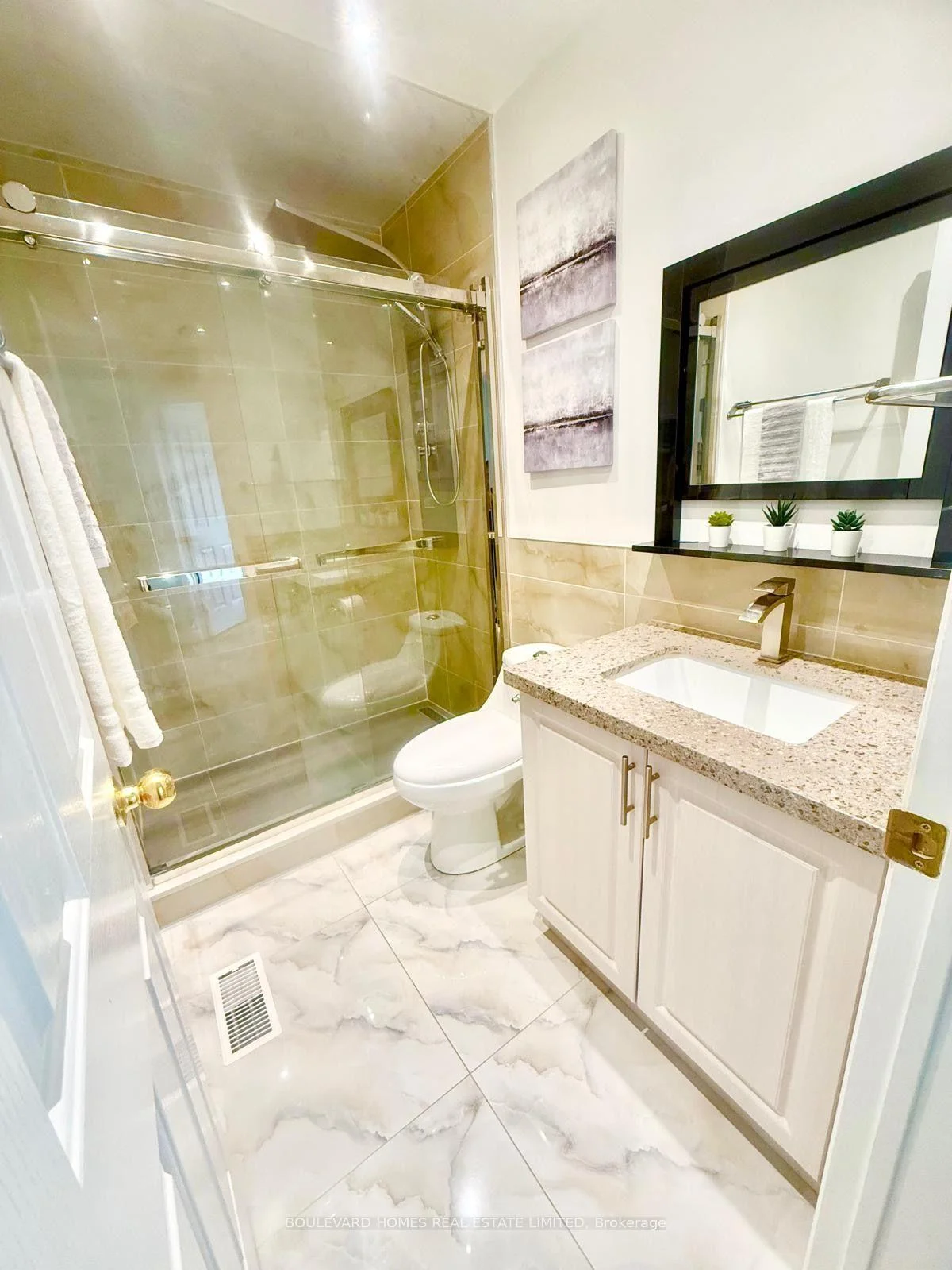 Photo 38 of 20 Russell Hill Road, Markham, Berczy — HOMEH
