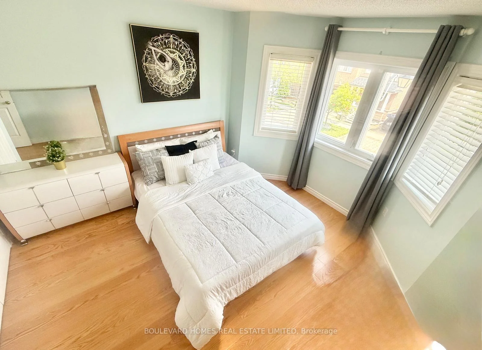 Photo 53 of 20 Russell Hill Road, Markham, Berczy — HOMEH