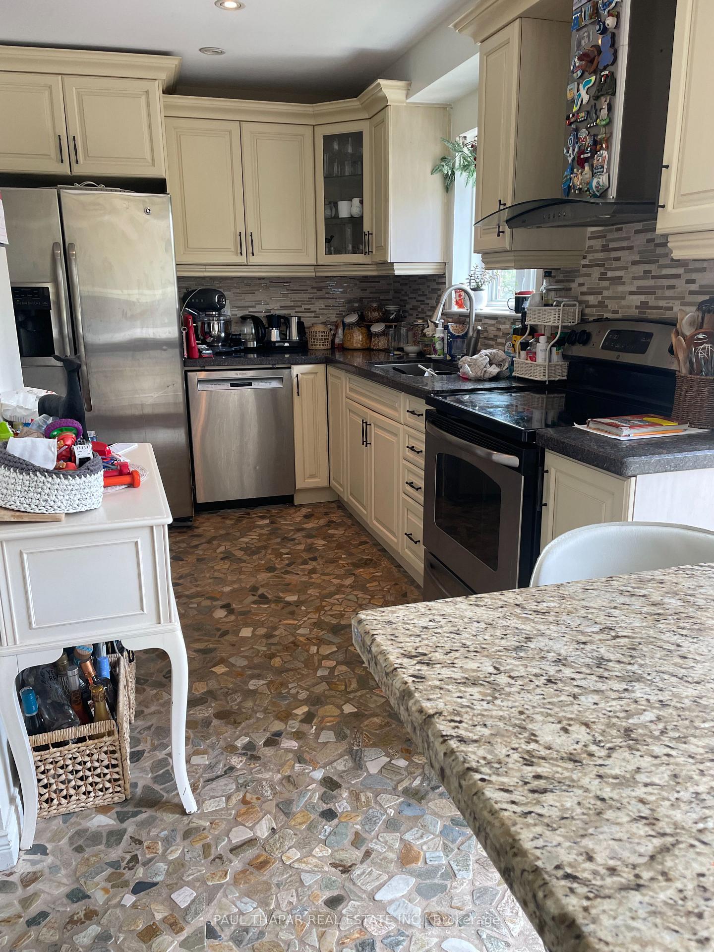 Photo 9 of 51 Sugar Mill Way, North York, St. Andrew-Windfields — HOMEH