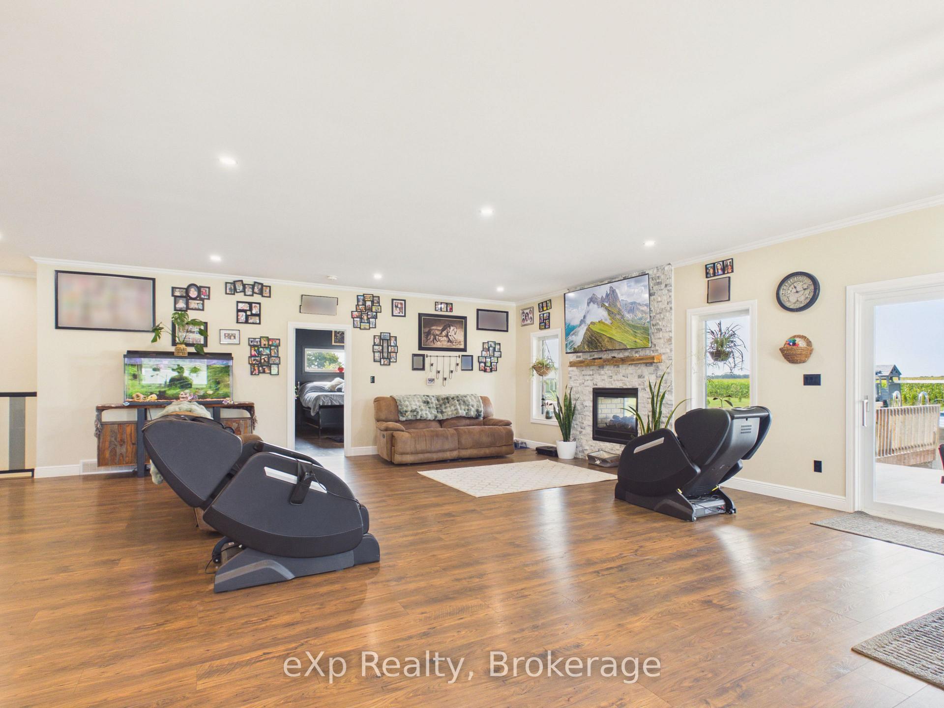Photo 11 of 7 Weiss Drive, South Bruce — HOMEH