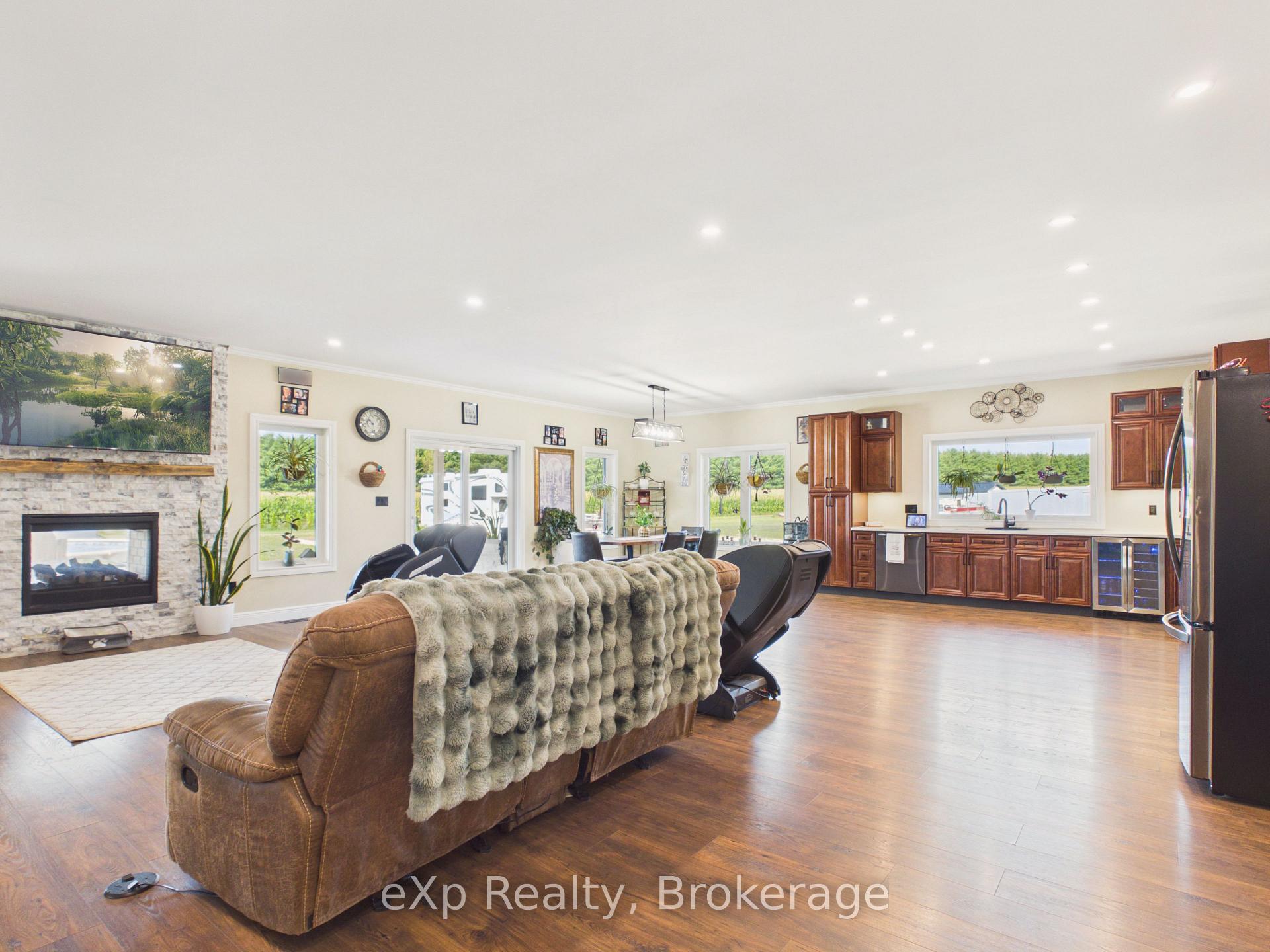 Photo 13 of 7 Weiss Drive, South Bruce — HOMEH