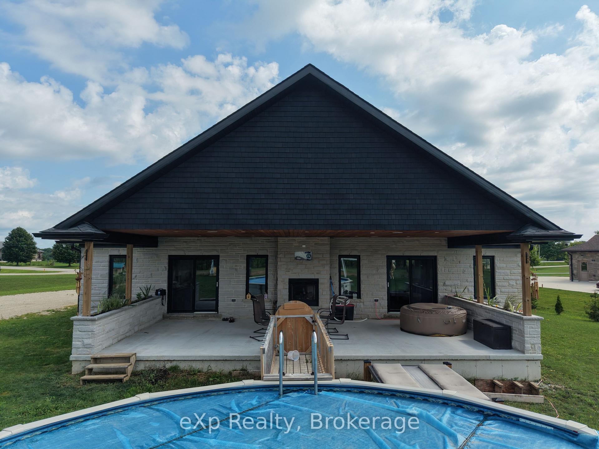 Photo 37 of 7 Weiss Drive, South Bruce — HOMEH