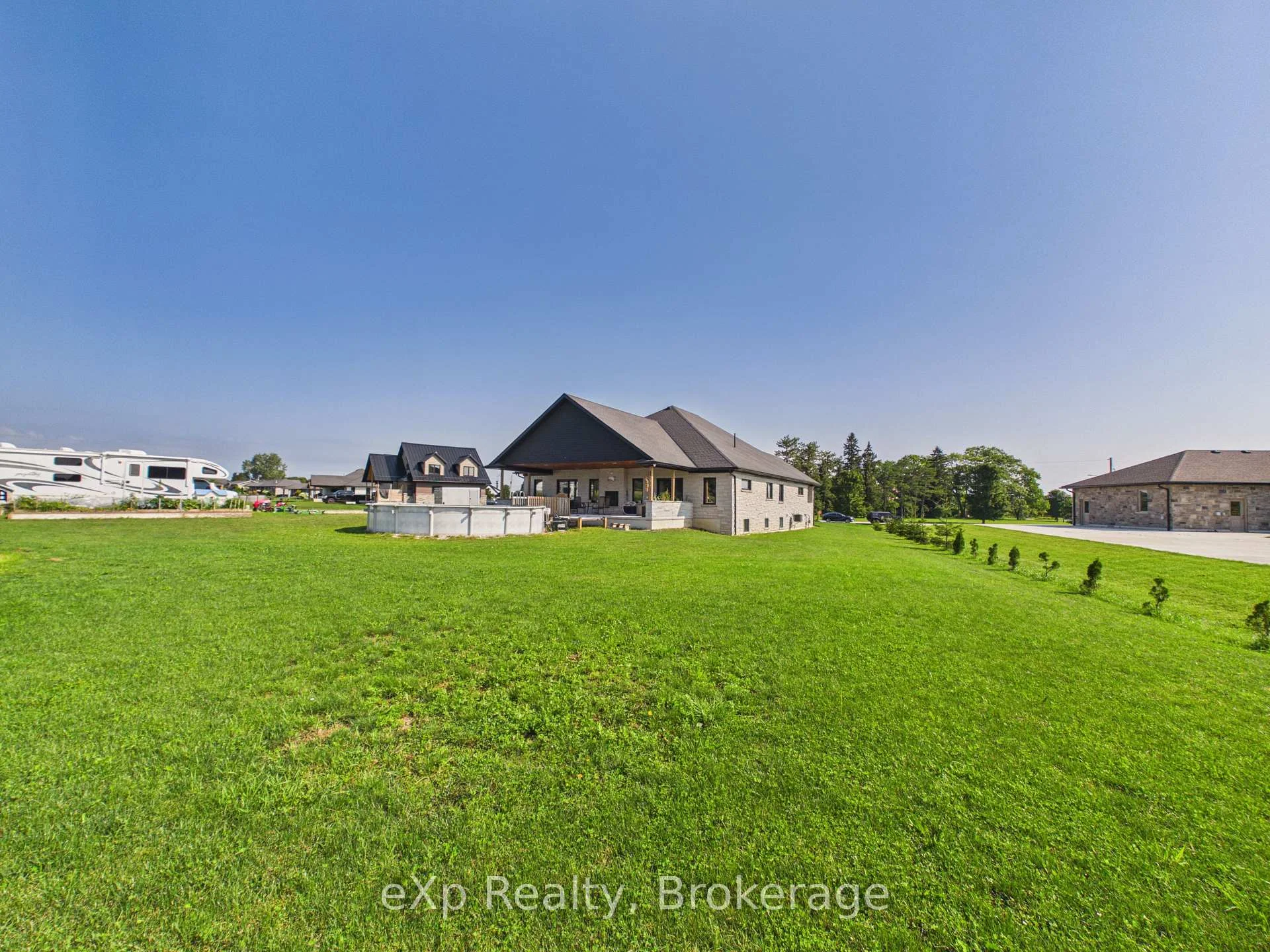Photo 35 of 7 Weiss Drive, South Bruce — HOMEH